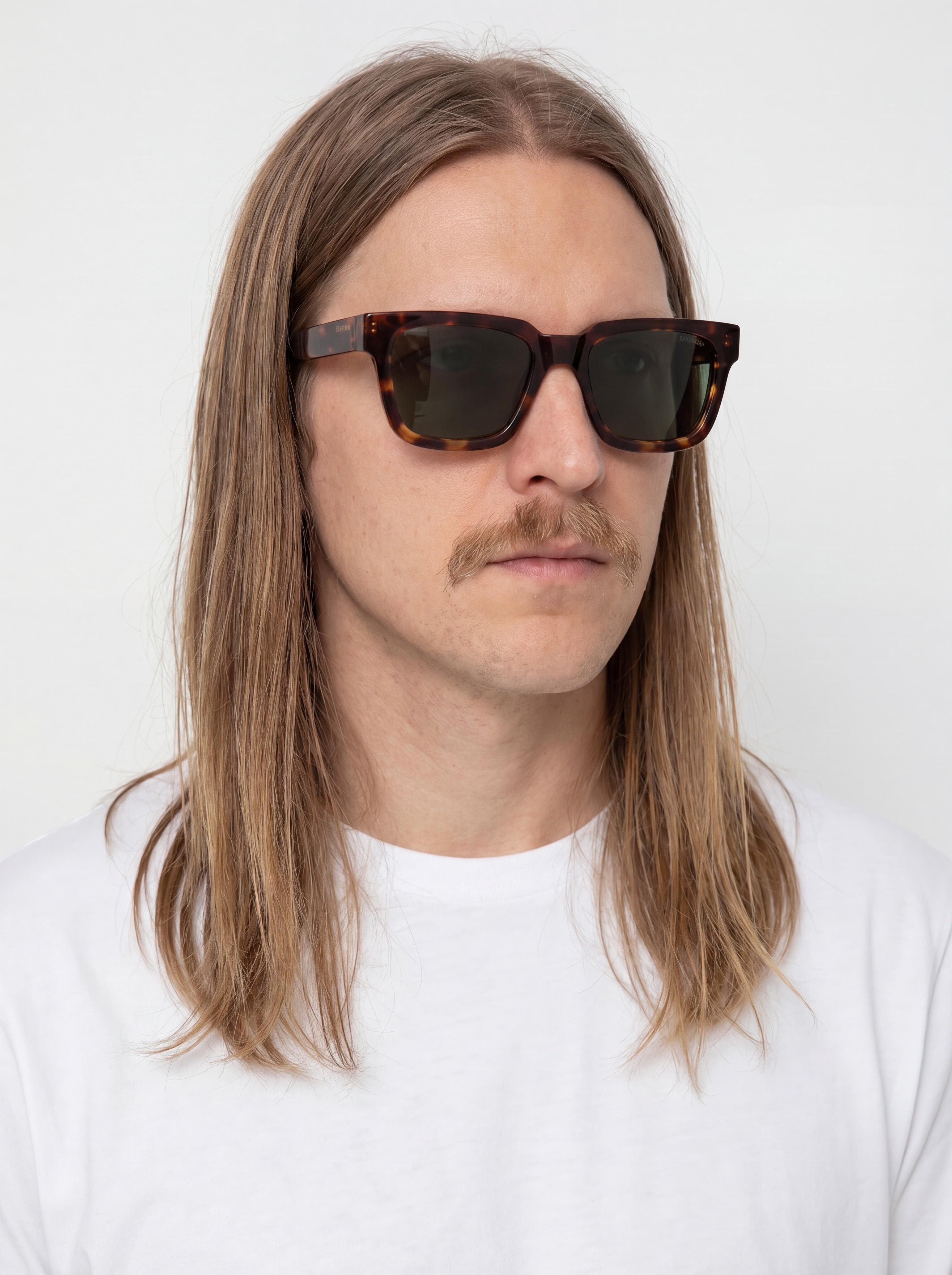 Komono Bobby Sunglasses (havana)