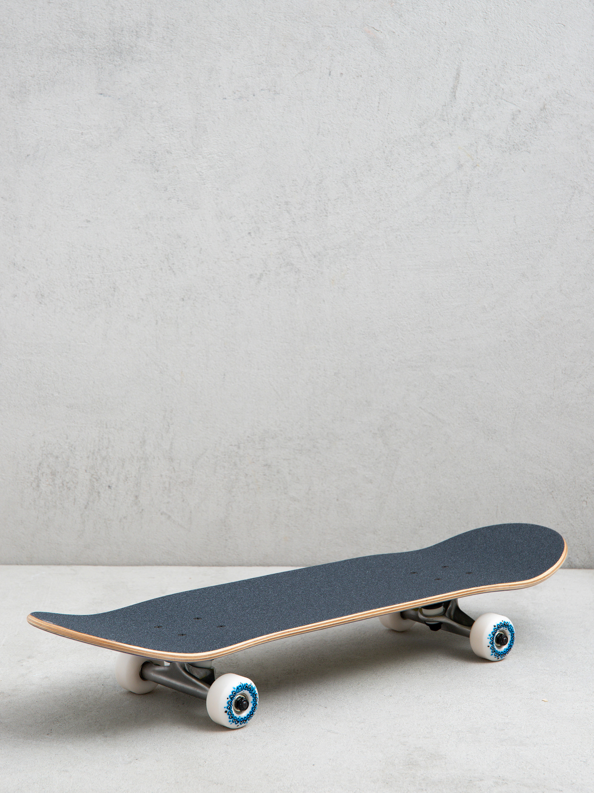Krooked Birds Skateboard (assorted)