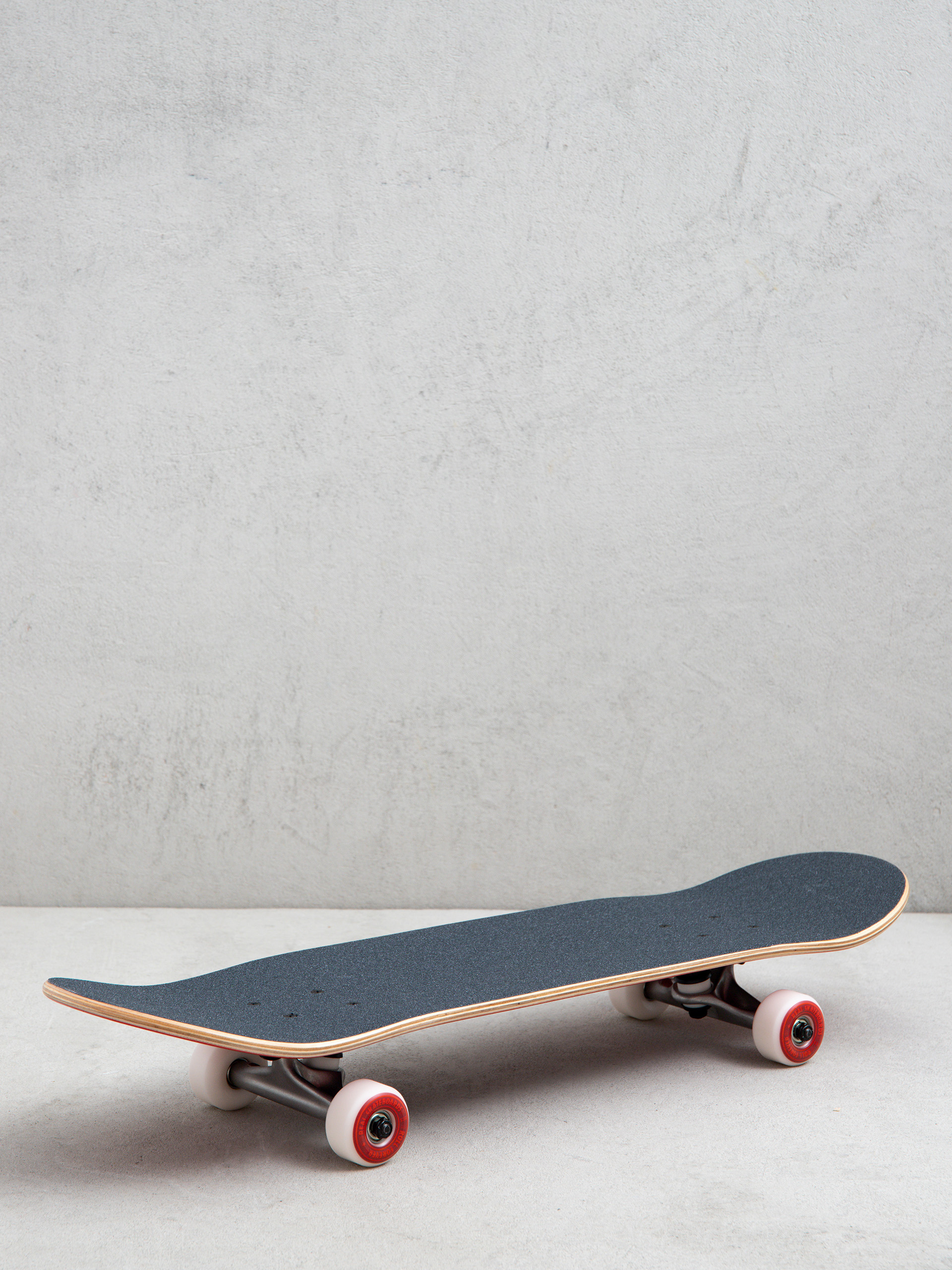 Real Bandana Skateboard (red)