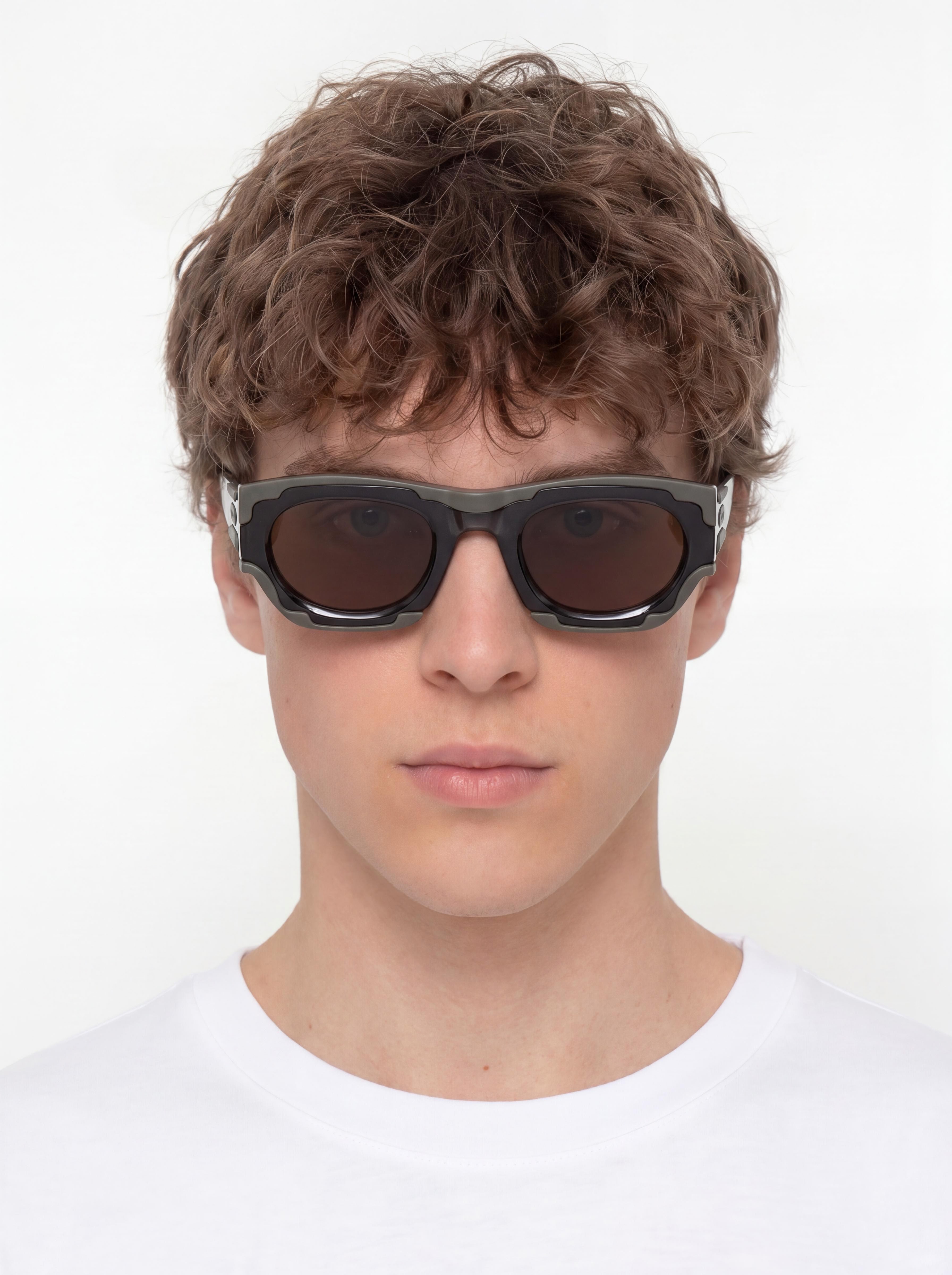 Komono Alpha Solar Sunglasses (dust)