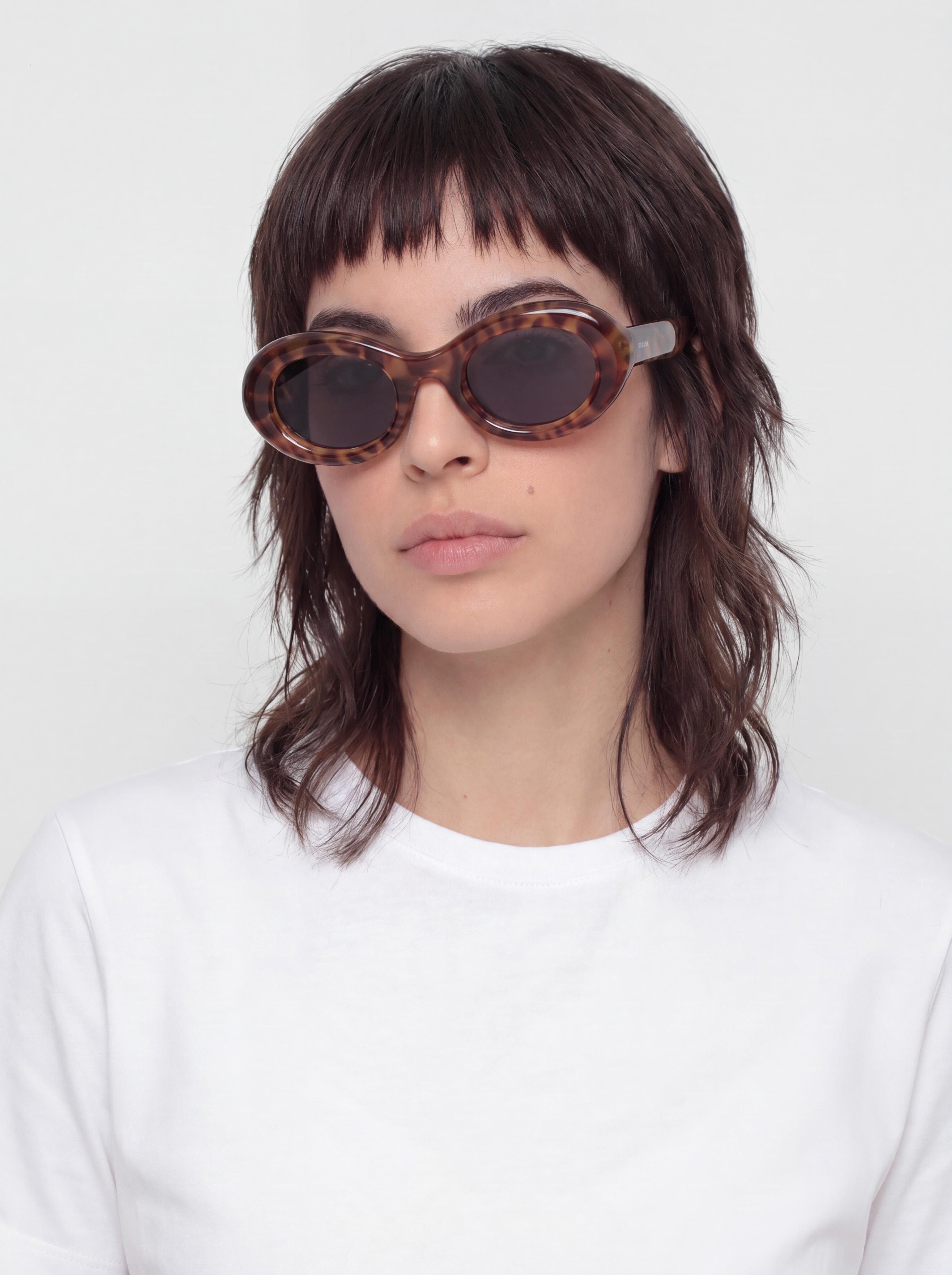 Komono Molly Sonnenbrille (aquatic sands)