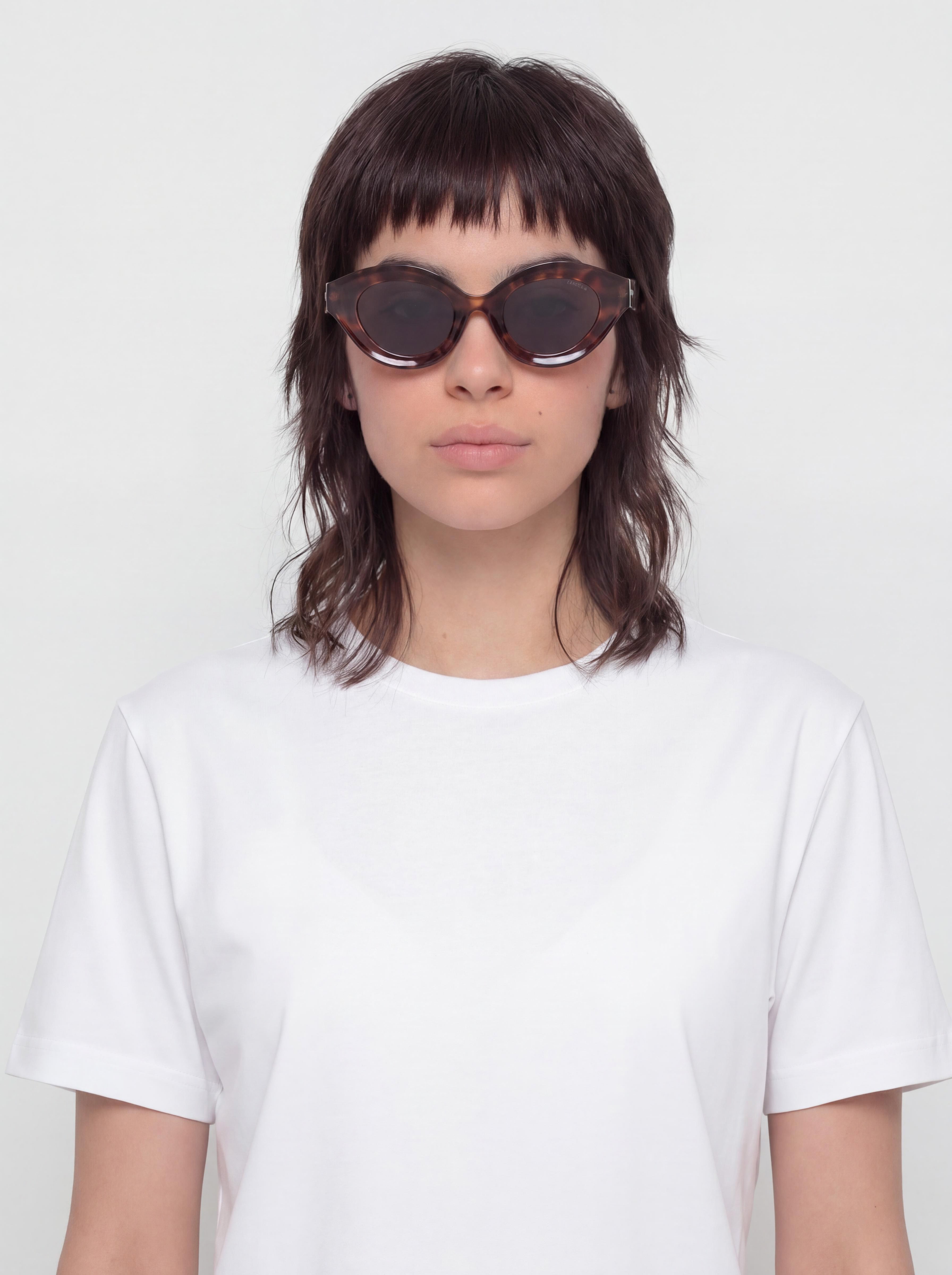 Komono Sunglasses Grace (aquatic sands)