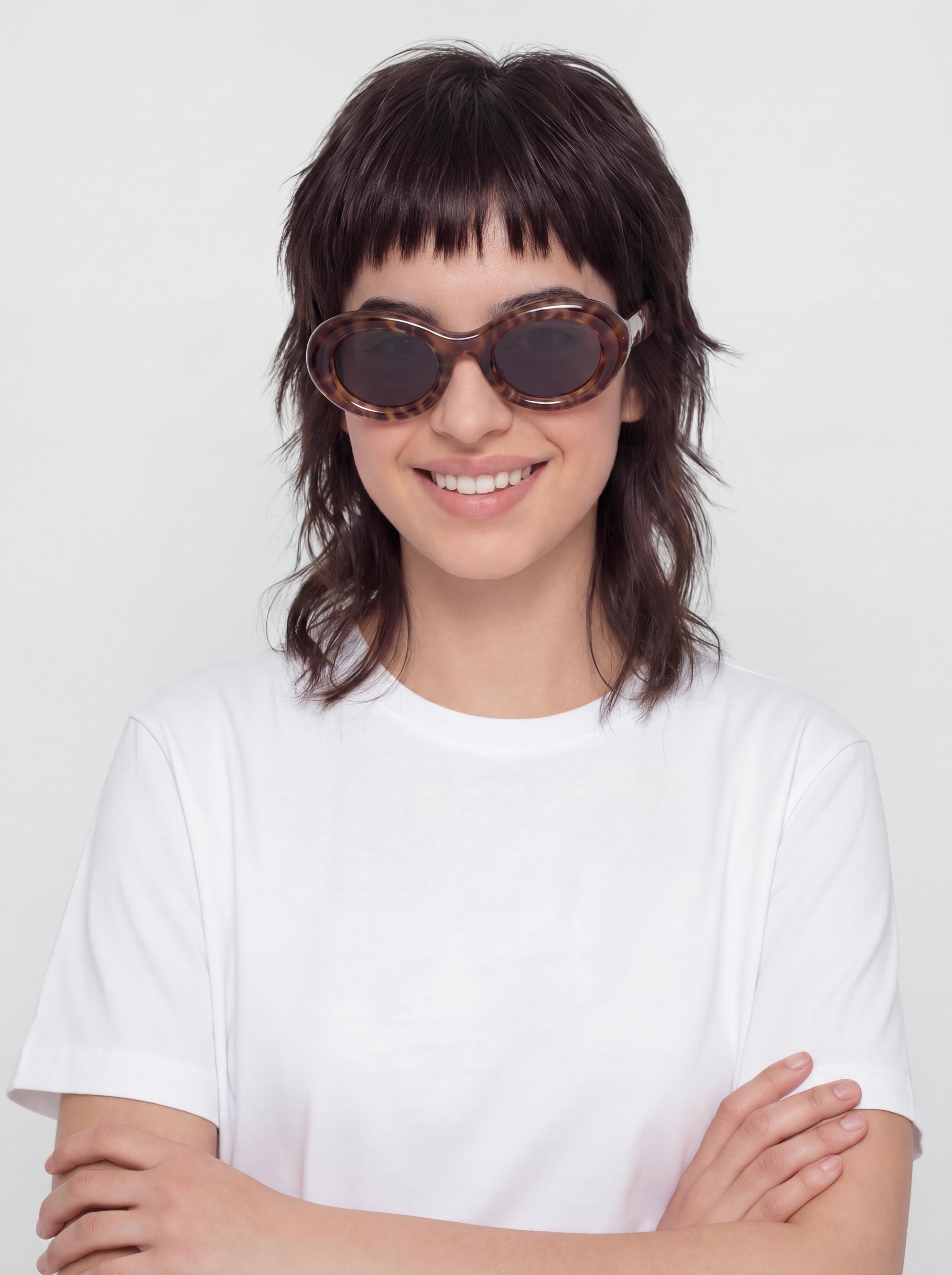 Komono Molly Sonnenbrille (aquatic sands)