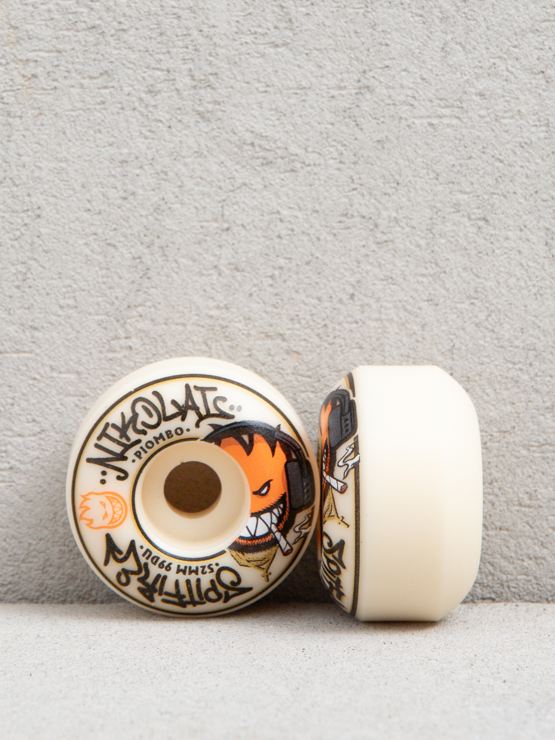 Spitfire F4 99D Cyrus Bennett Burn Squad Classic Wheels - beige