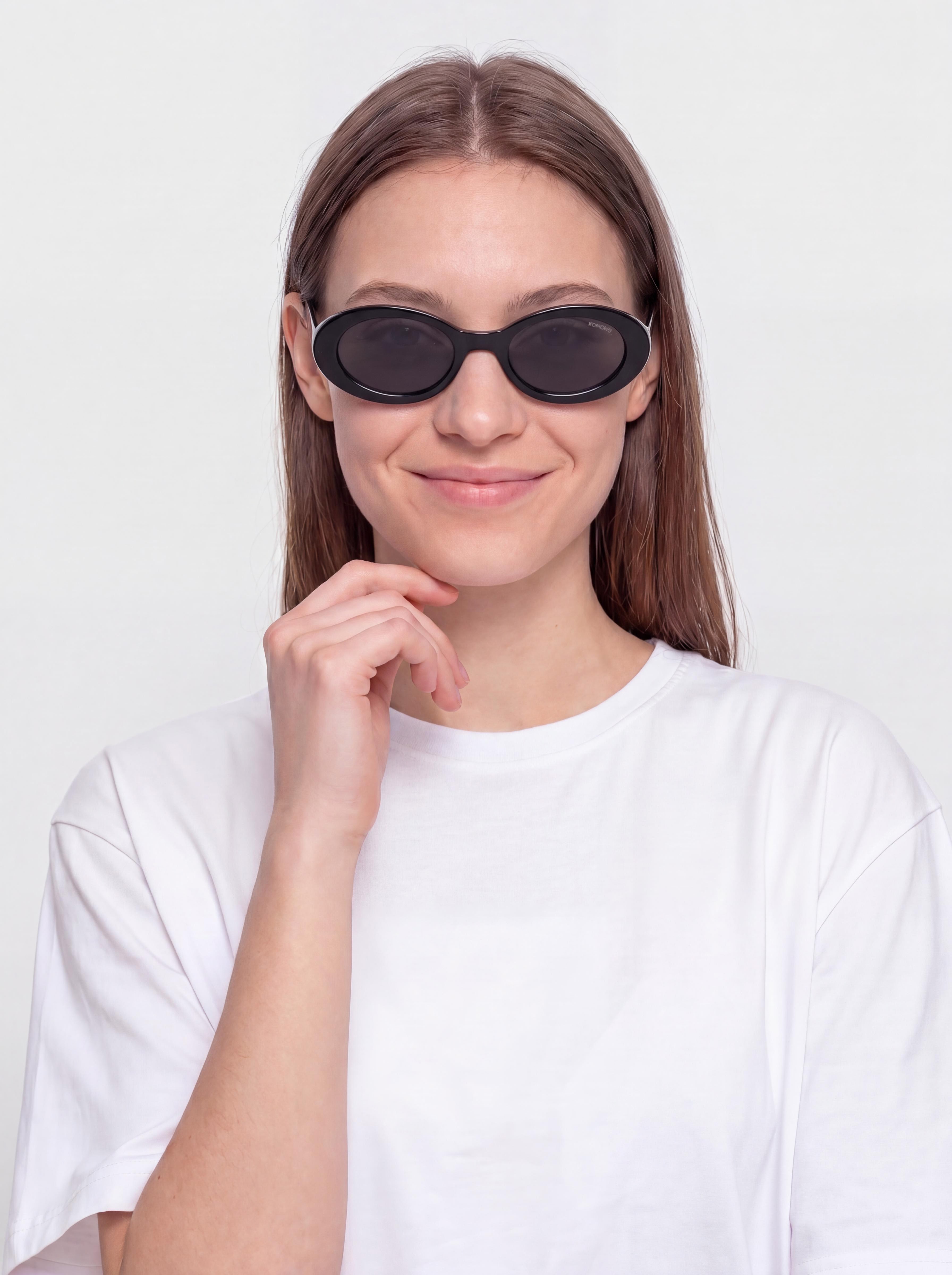 Komono Ana Sunglasses (black)