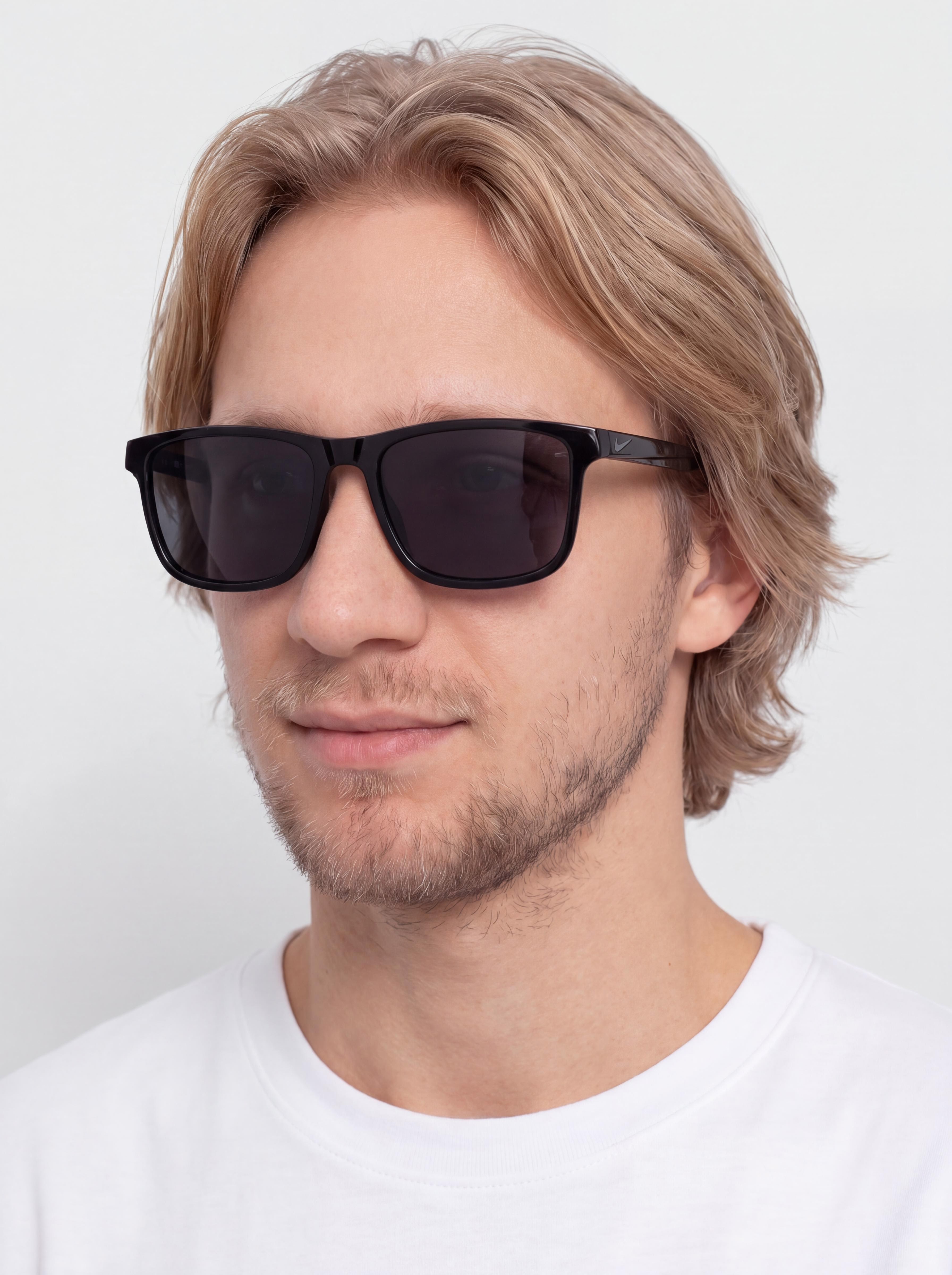 Nike Vital Core Sonnenbrille