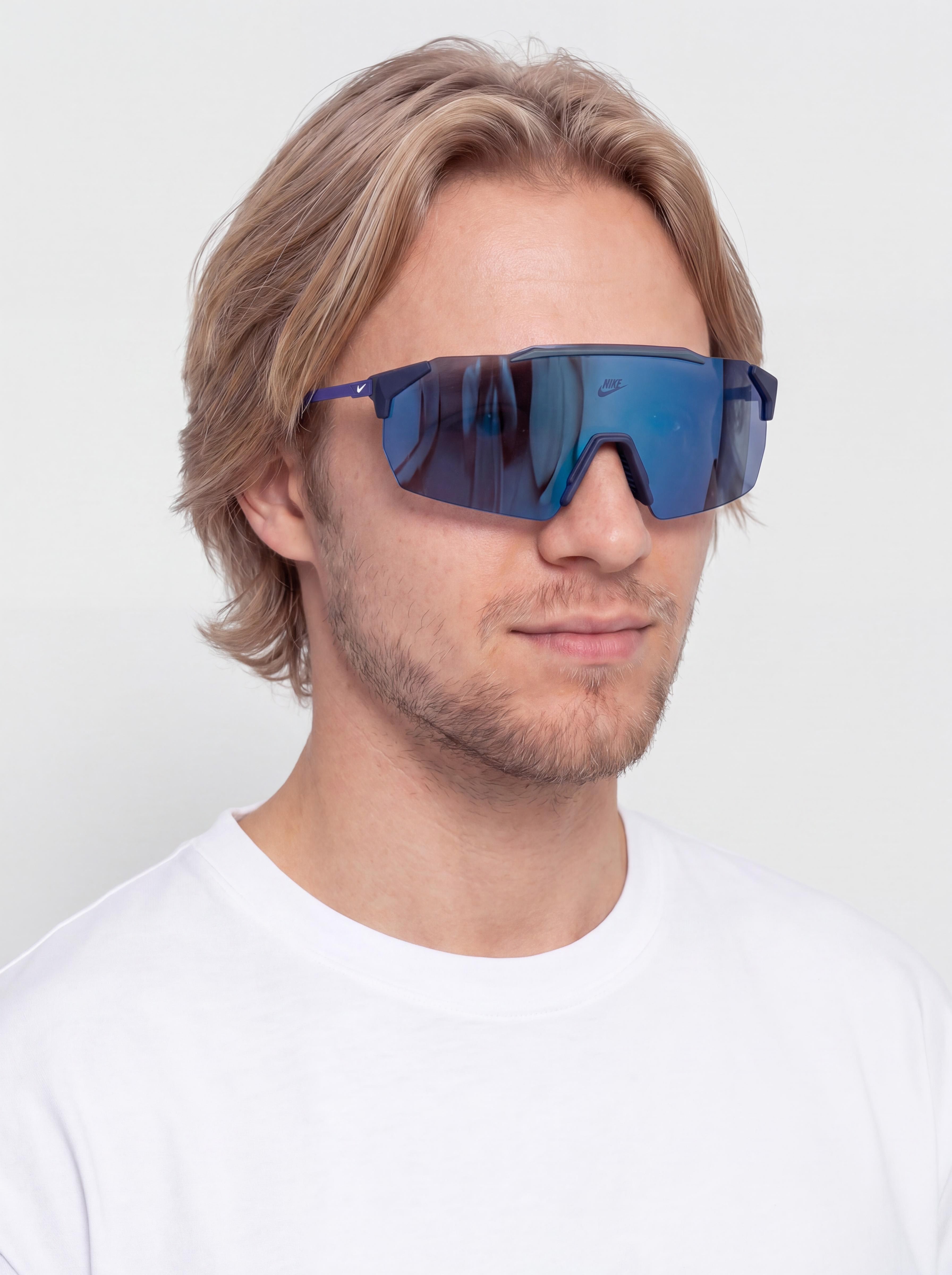 Nike Limitless Shield Sunglasses (blue void/blue mirror)