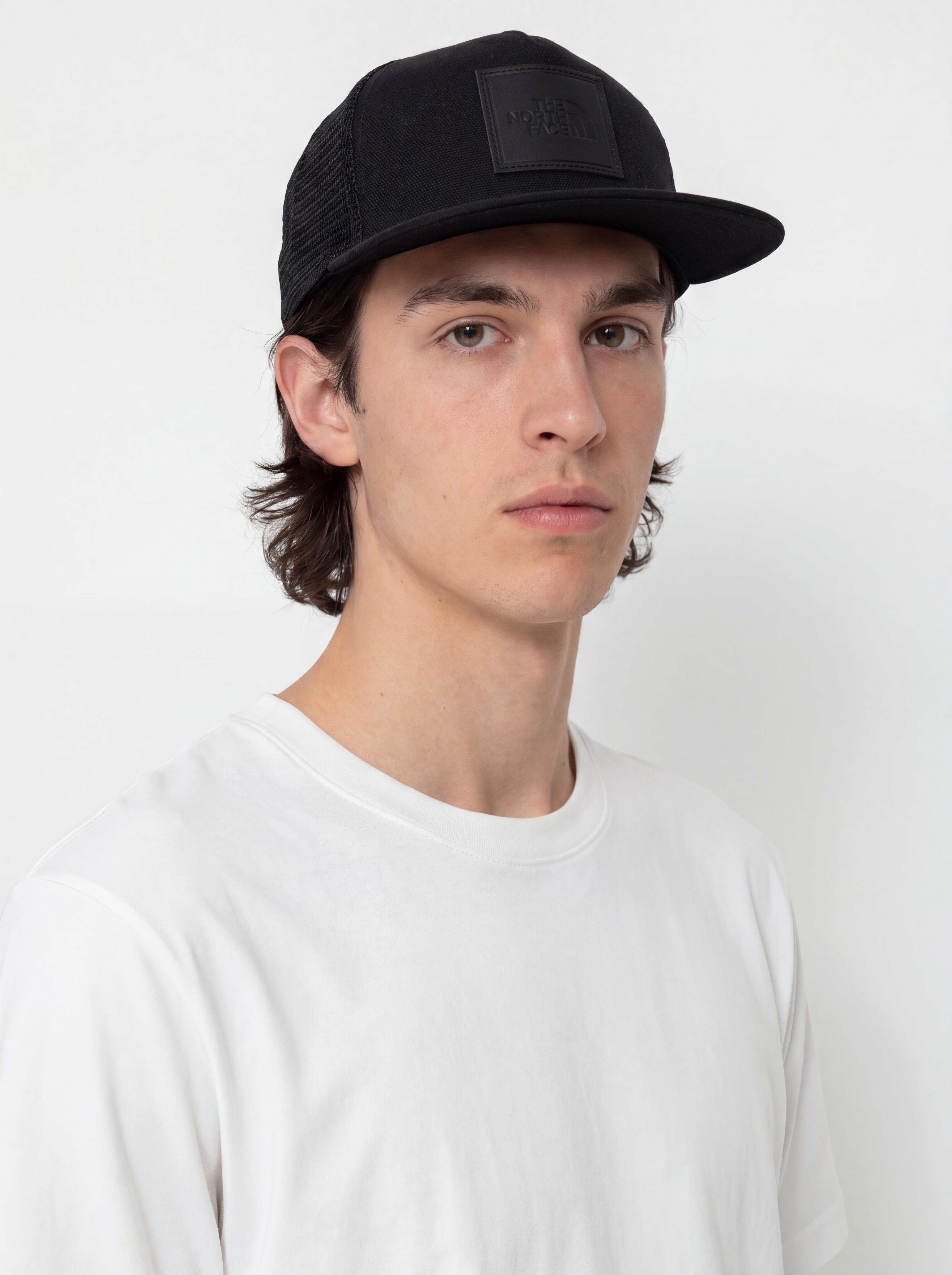 The North Face Half Dome Trucker Cap (tnf black/leather patch)