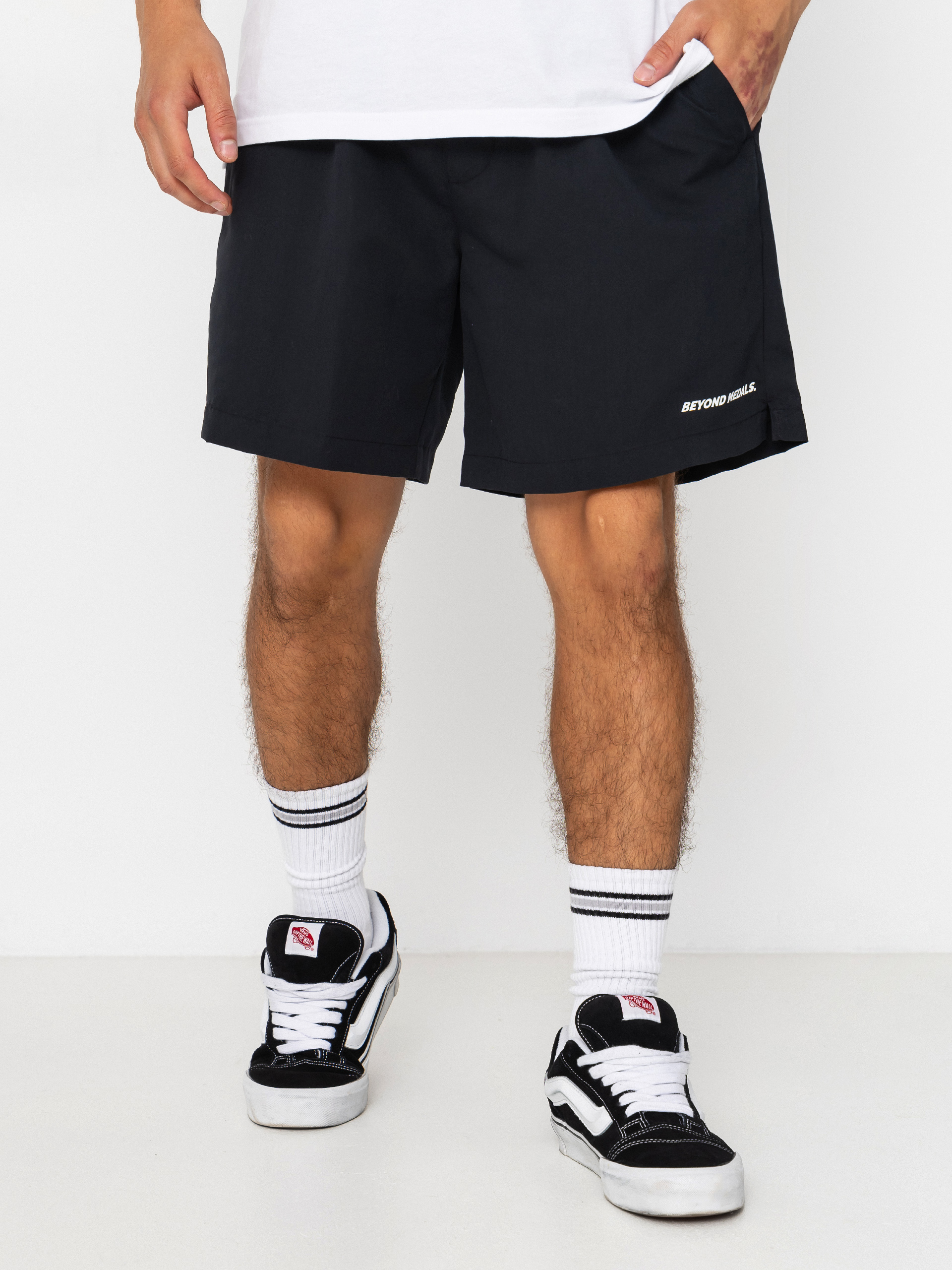 Beyond Medals Shorts Swim (black)