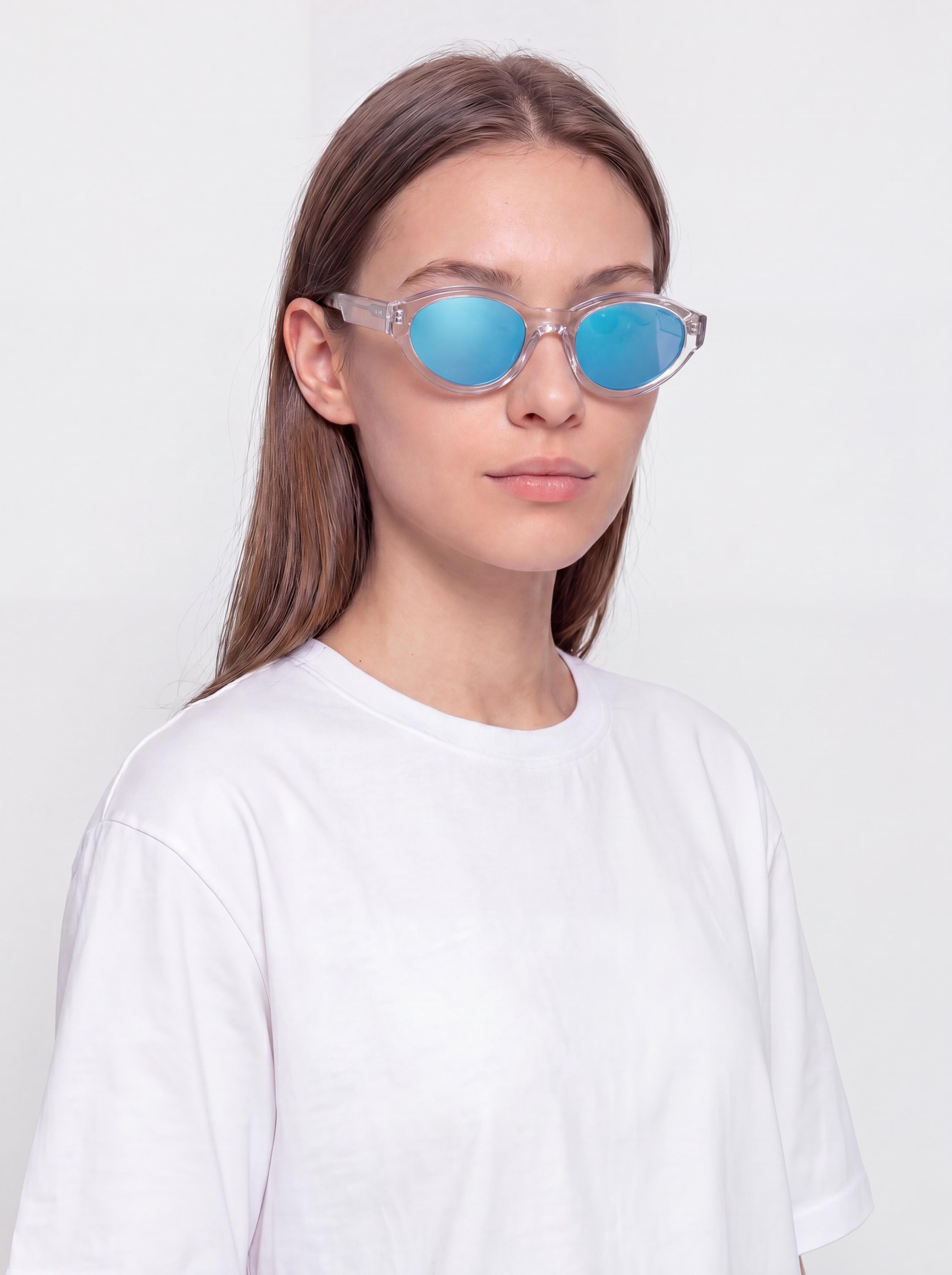 Komono Kiki Sunglasses (snow)