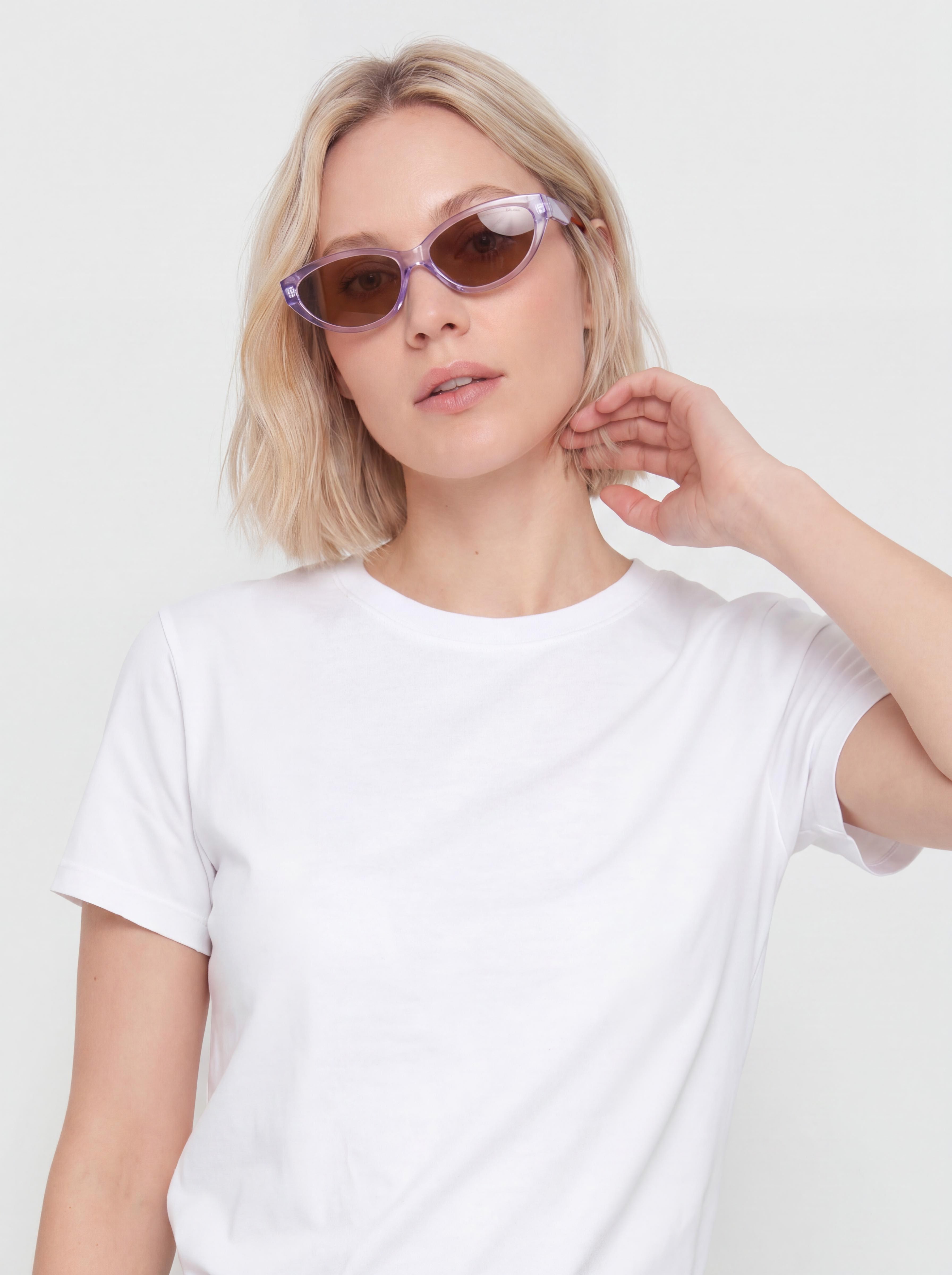 Nike Tide Solar Sunglasses (amethyst tint/amber)