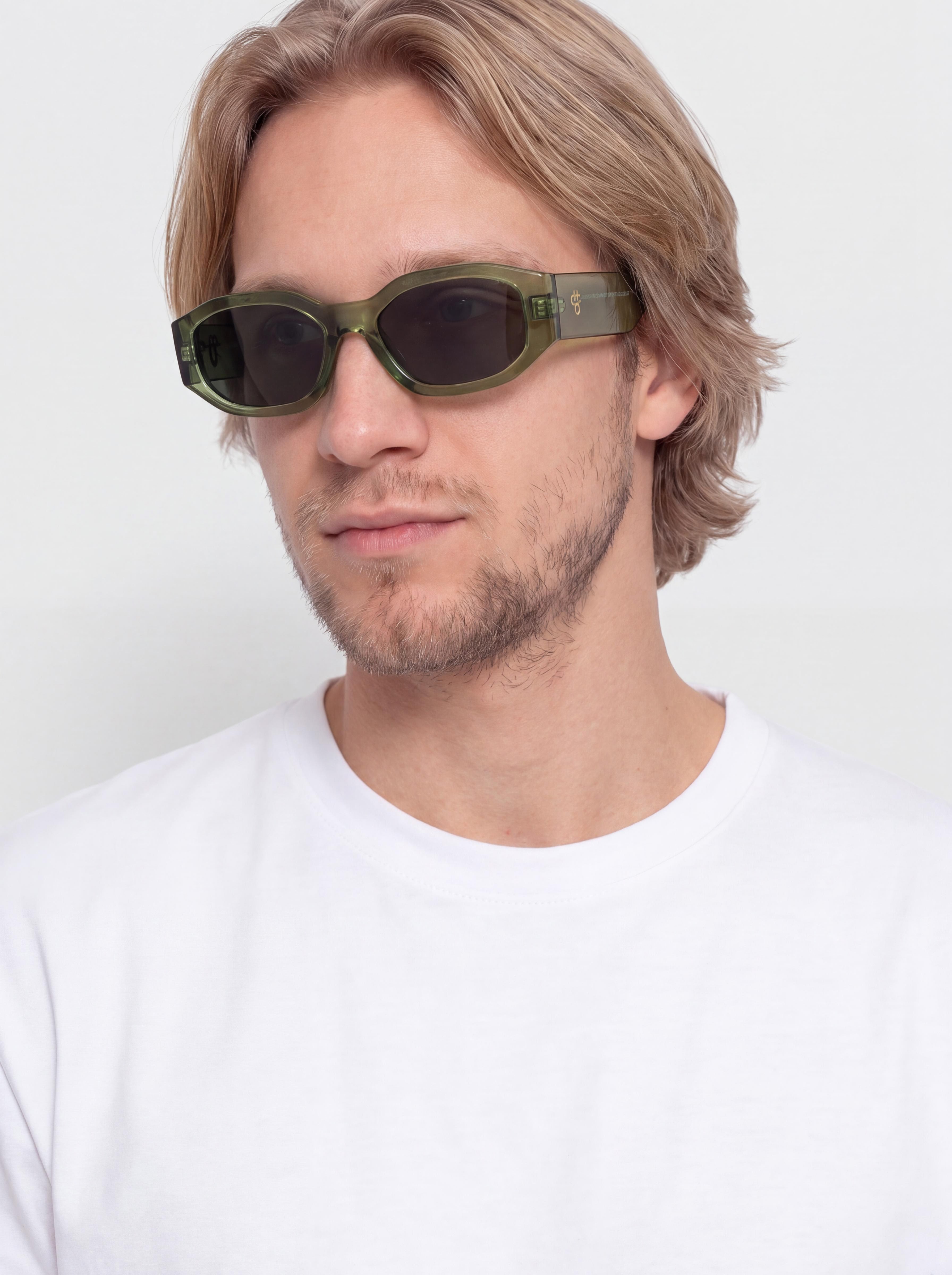 CHPO Brooklyn Sunglasses (forest green/green)