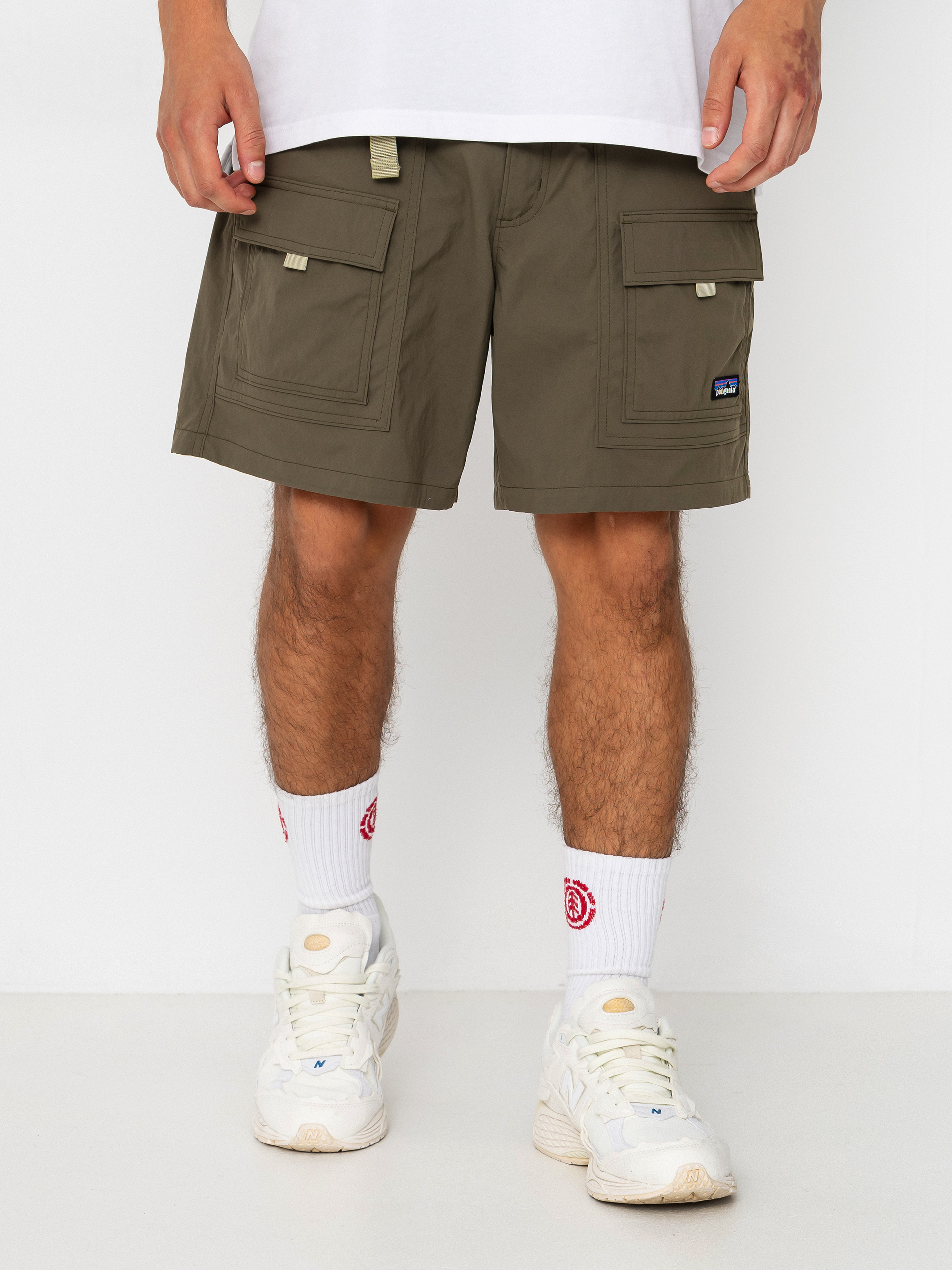 Patagonia Shorts Outdoor Everyday 6in (basin green)