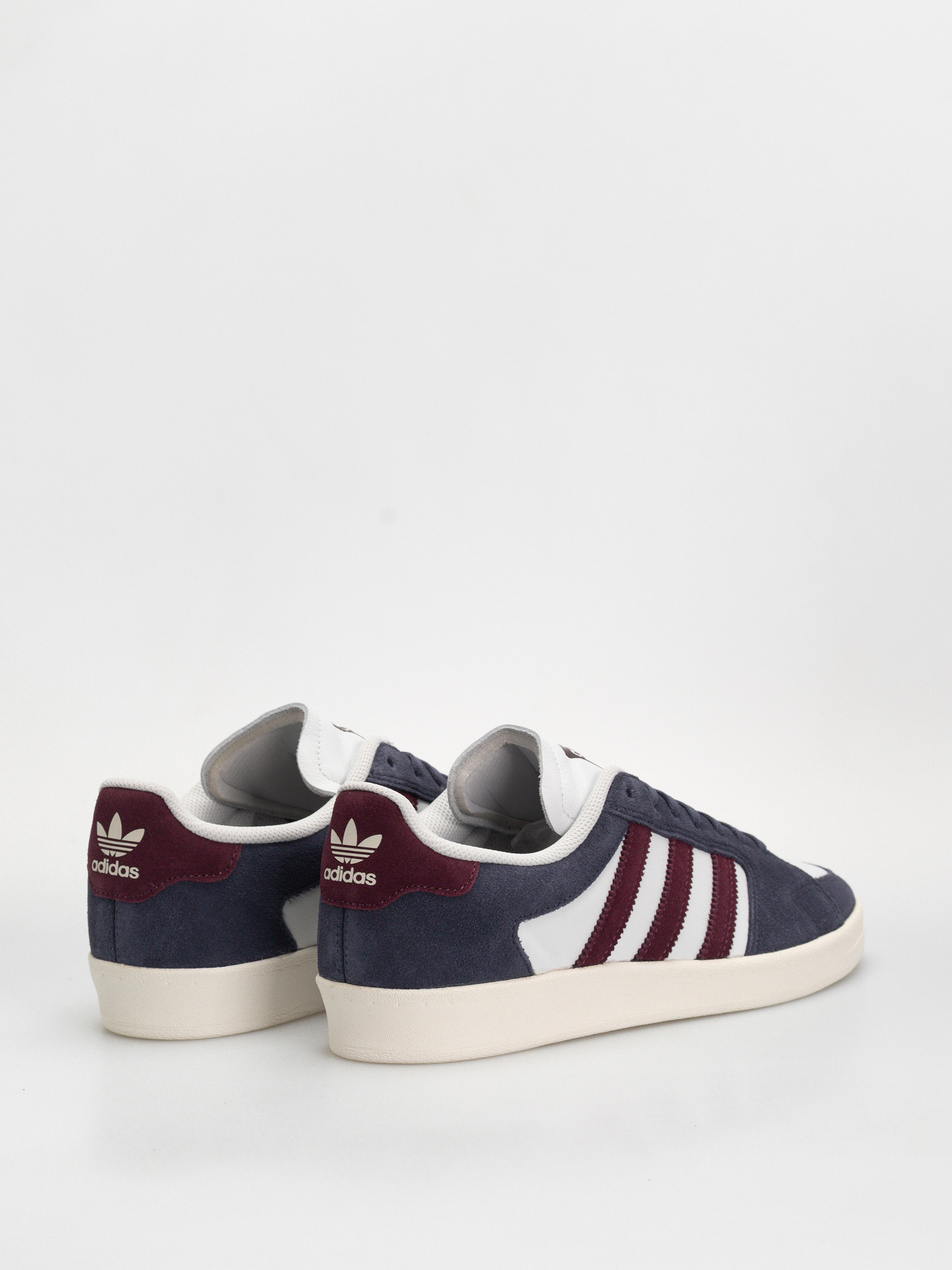 adidas Superskate Low Schuhe (shanav/maroon/crywht)