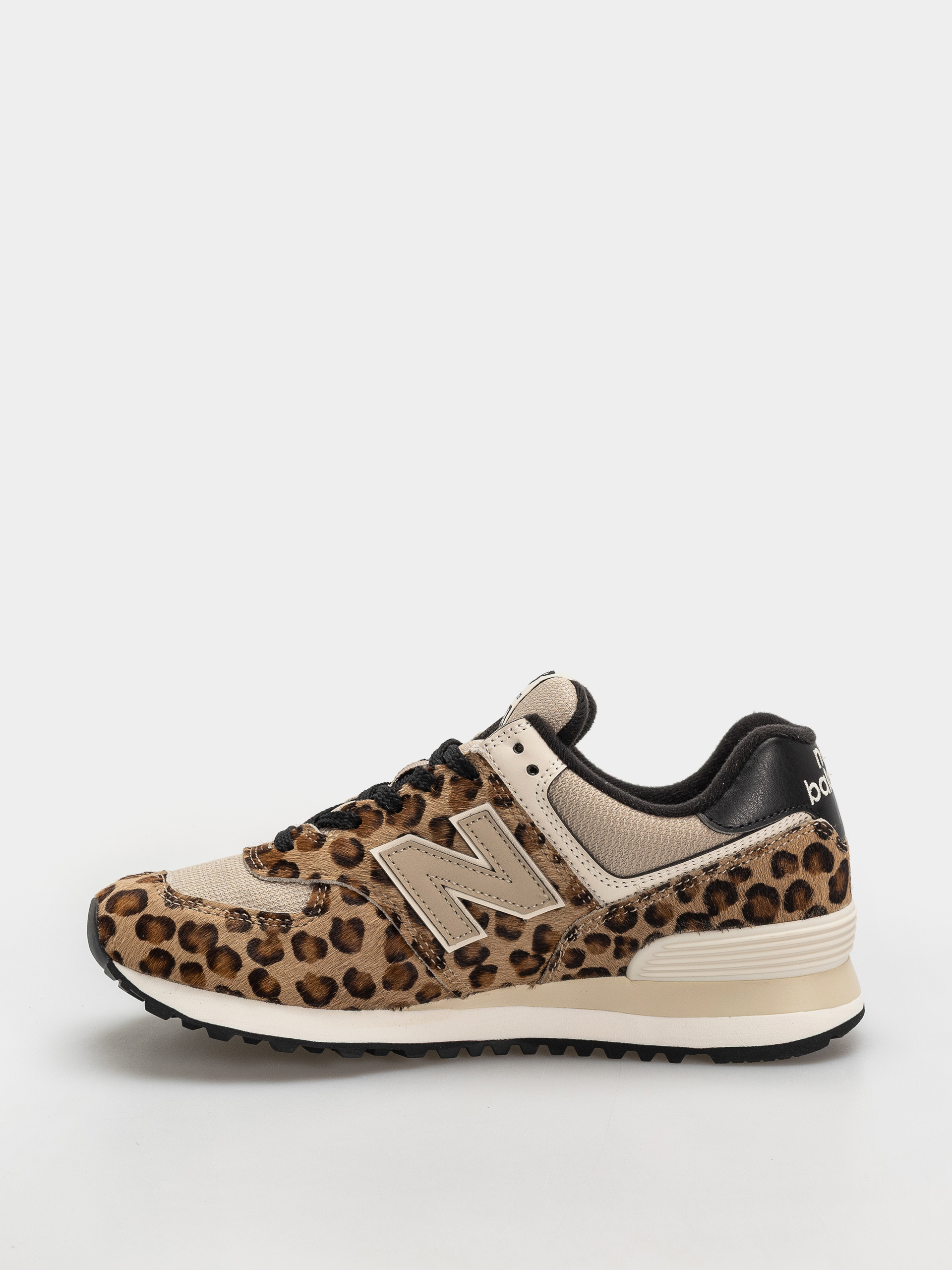 New Balance 574 Wmn Shoes (stoneware/linen/black)