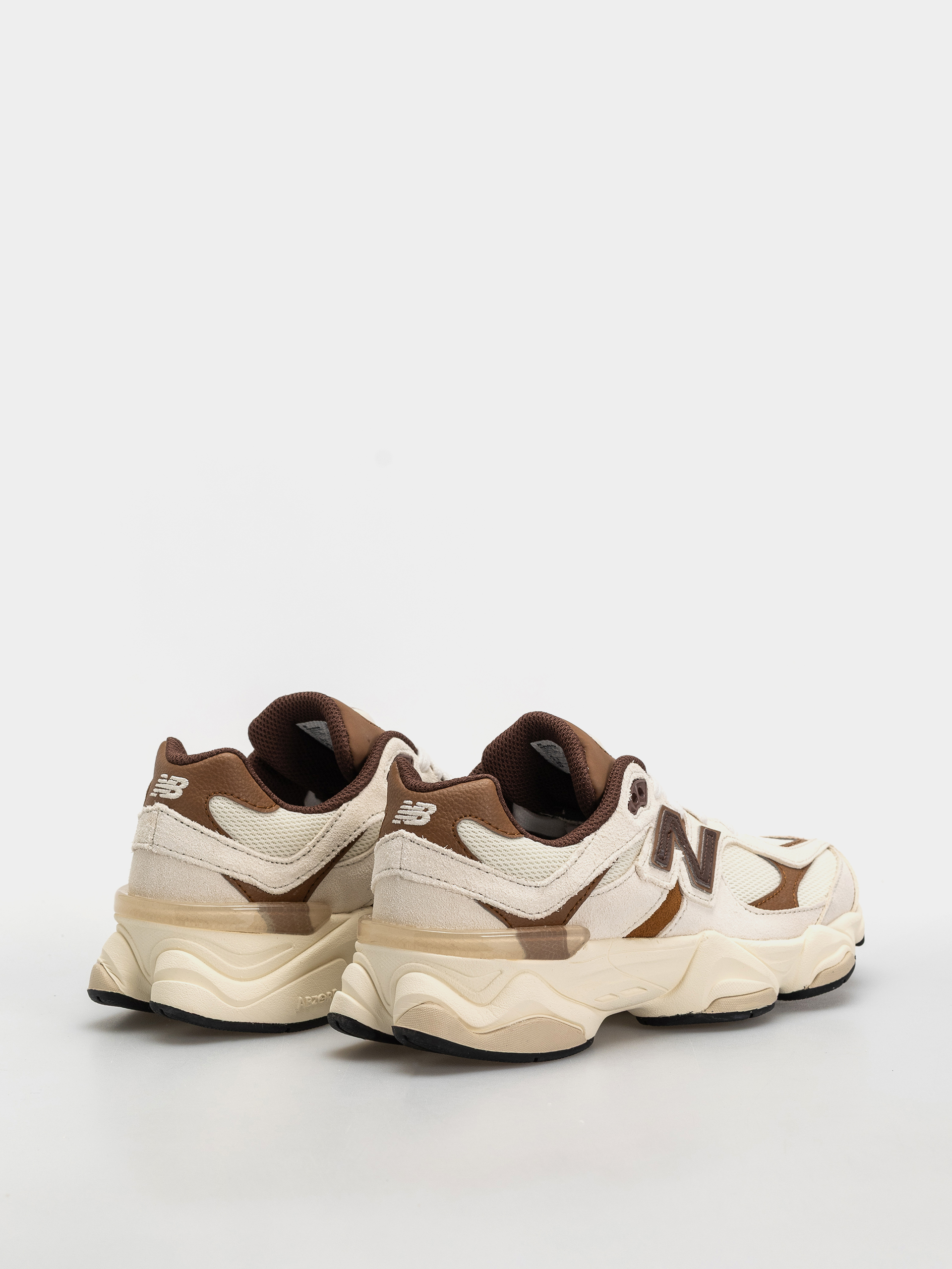 New Balance 9060 JR Schuhe (breakfast tea/angora)