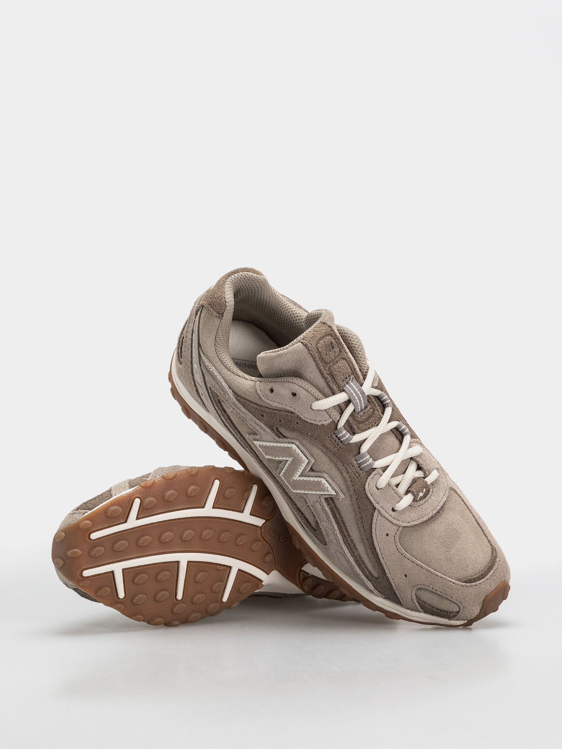 New Balance 204L Schuhe (arid stone/thunder brown)