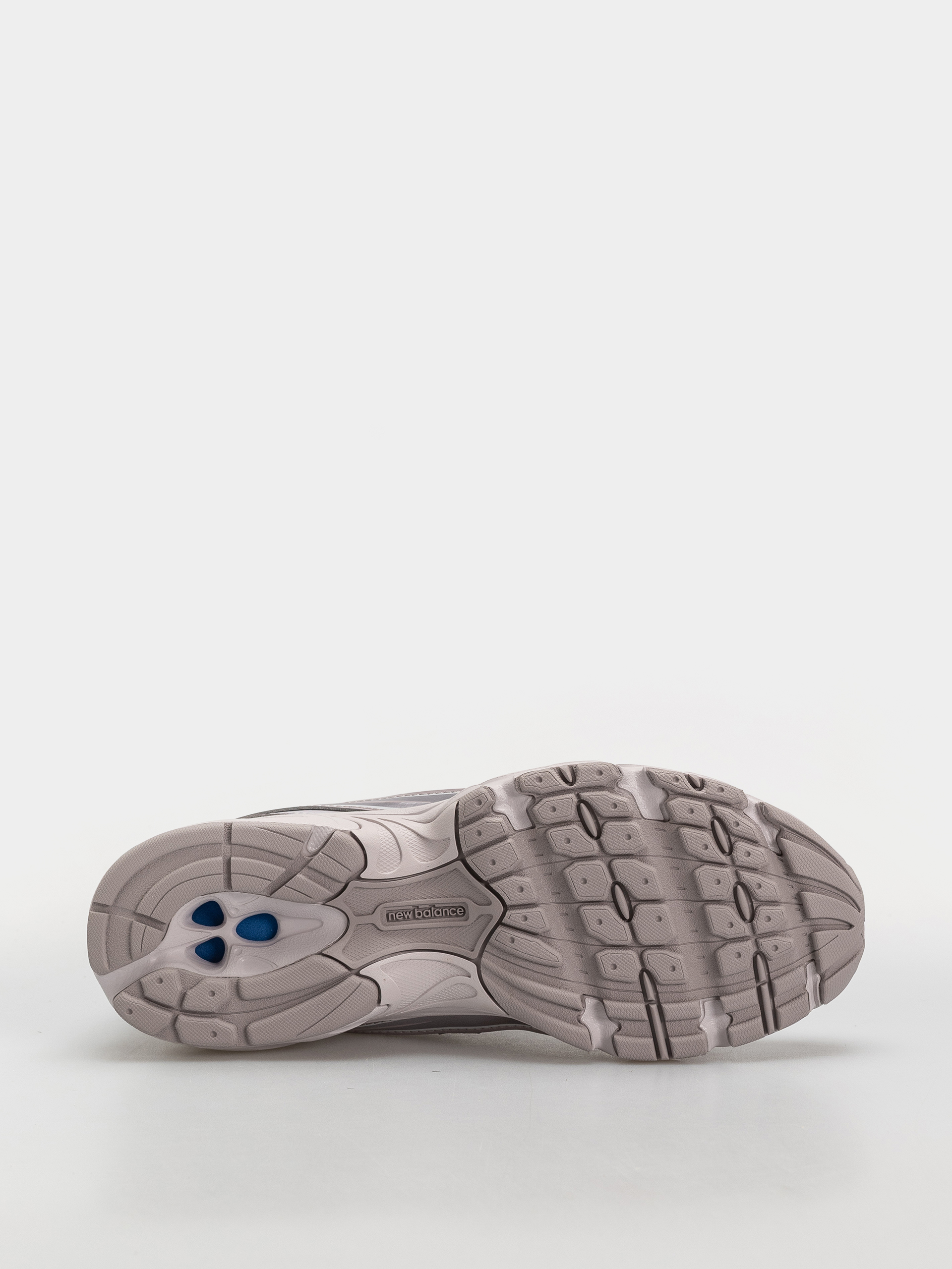 New Balance 740 Shoes (horizon grey/truffle metallic)