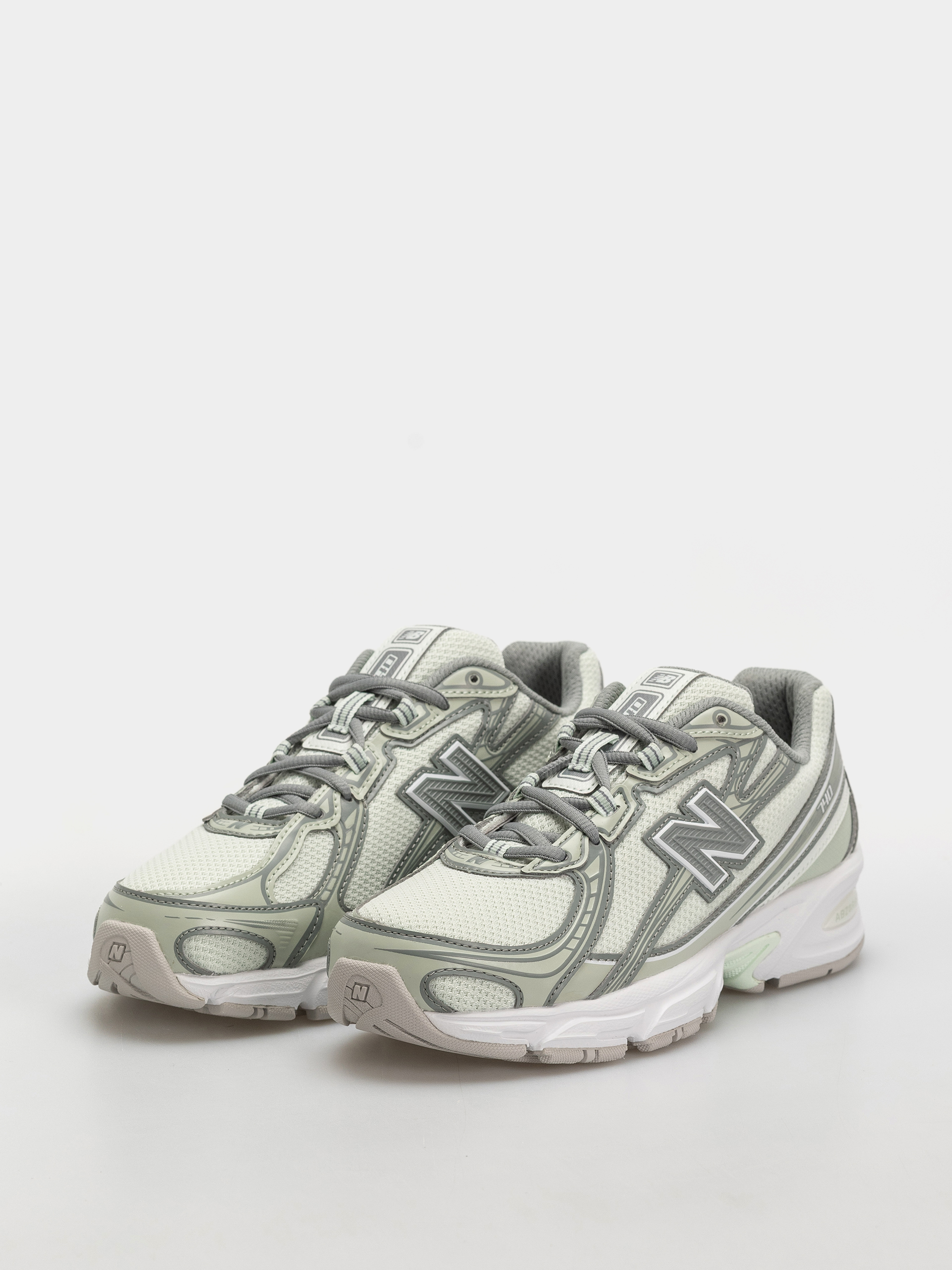 New Balance 740 Shoes (mint water/silver moss)
