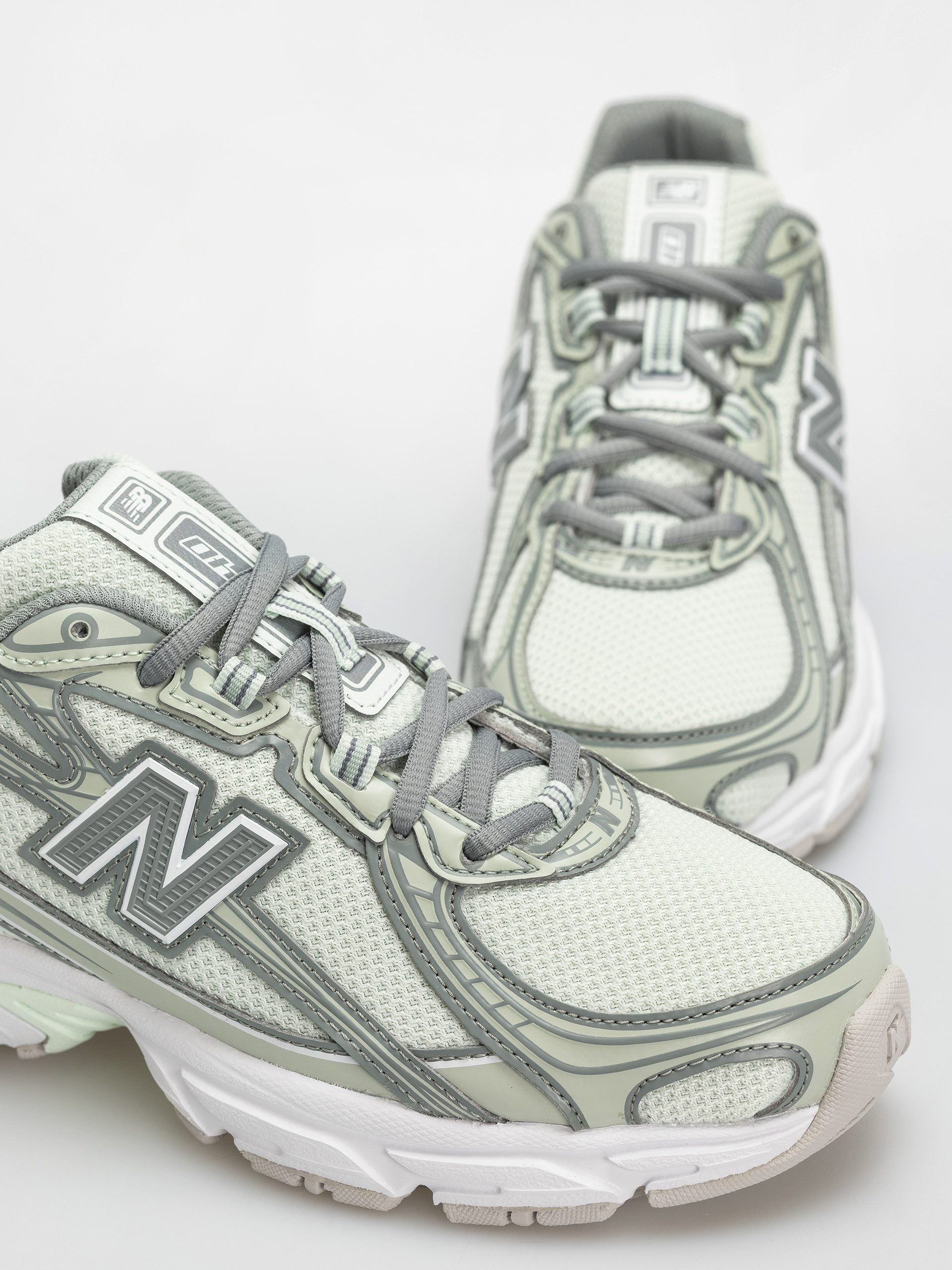 New Balance 740 Schuhe (mint water/silver moss)