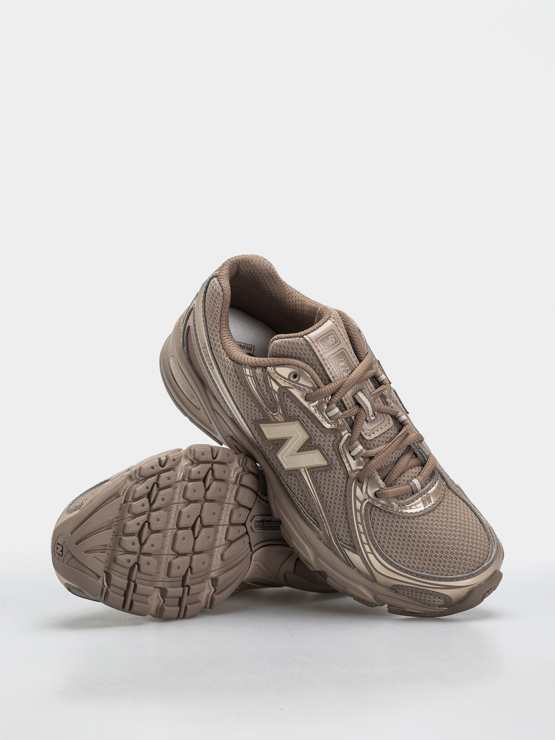 New Balance 740 Schuhe (mushroom/timberwolf)
