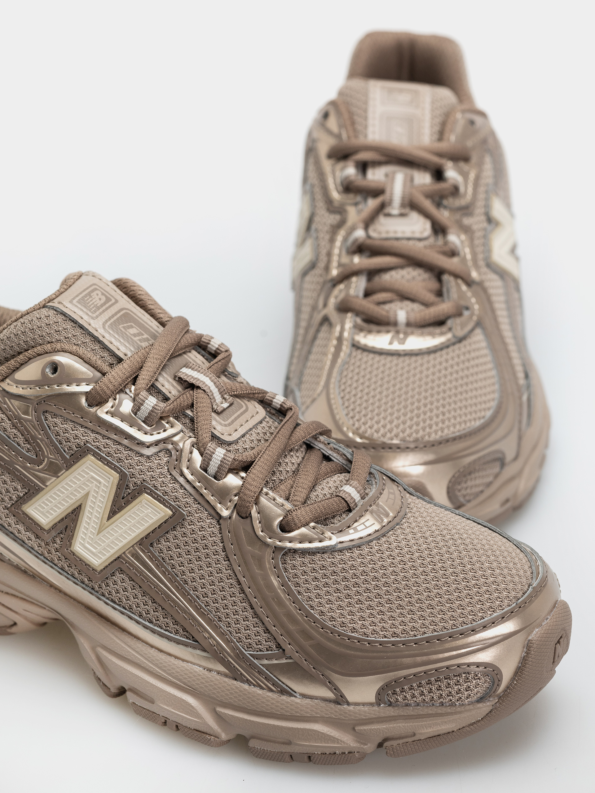 New Balance 740 Schuhe (mushroom/timberwolf)