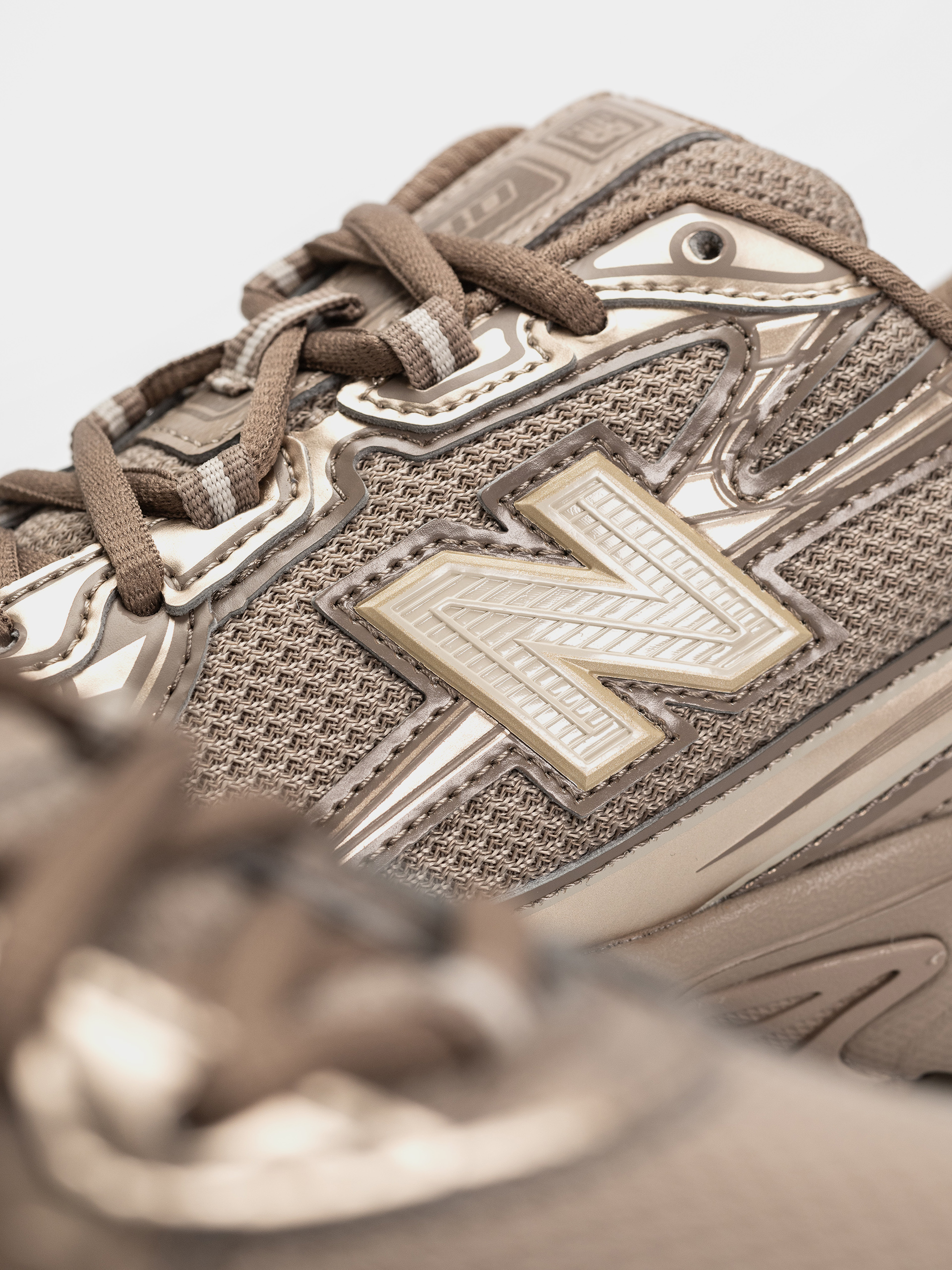 New Balance 740 Schuhe (mushroom/timberwolf)
