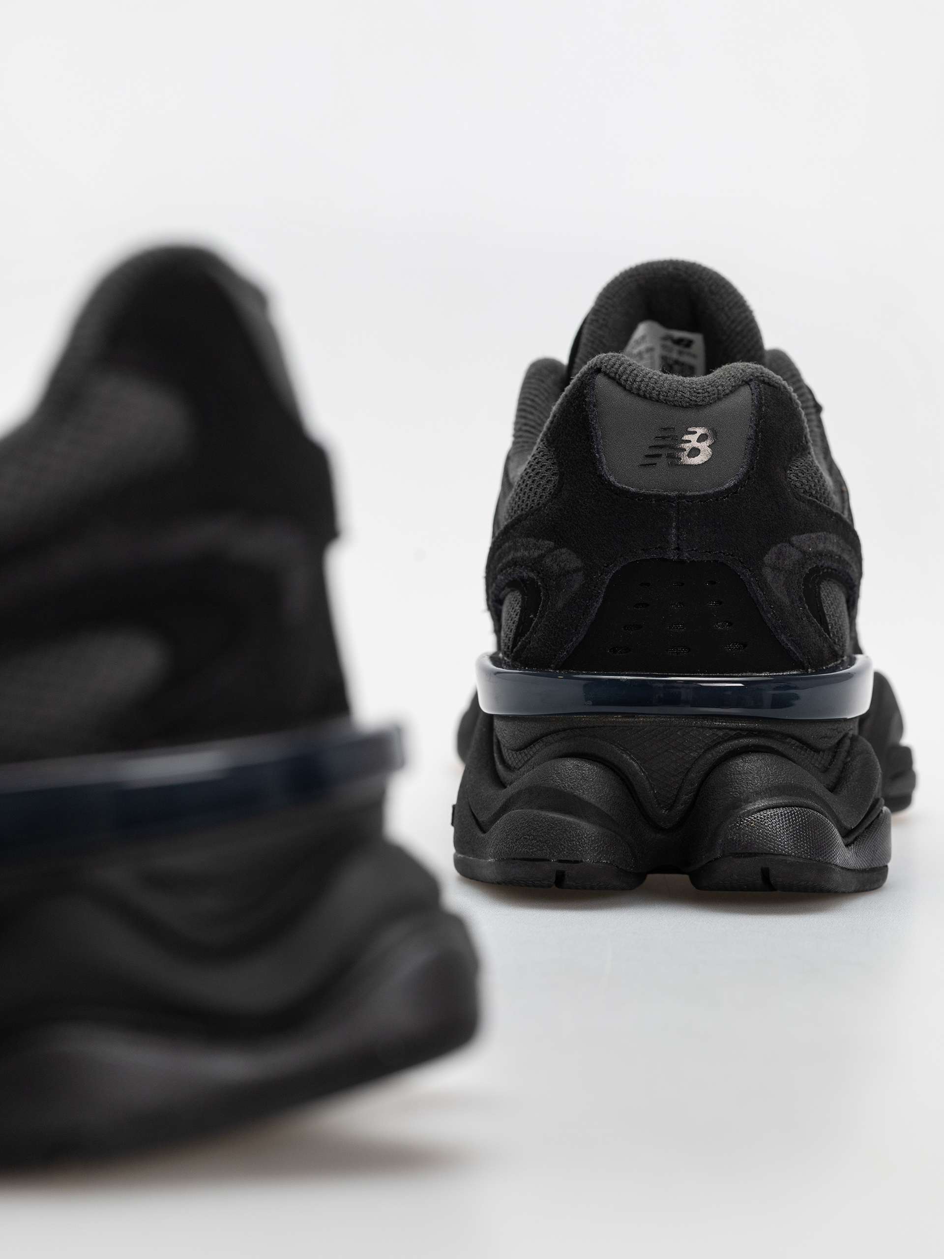 New Balance 9060 Schuhe (black/blacktop)