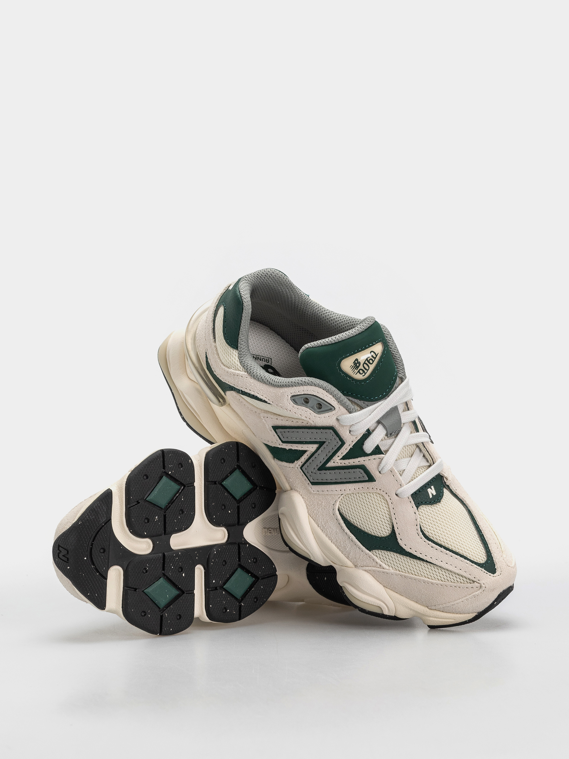 New Balance 9060 Shoes (nightwatch green/angora)