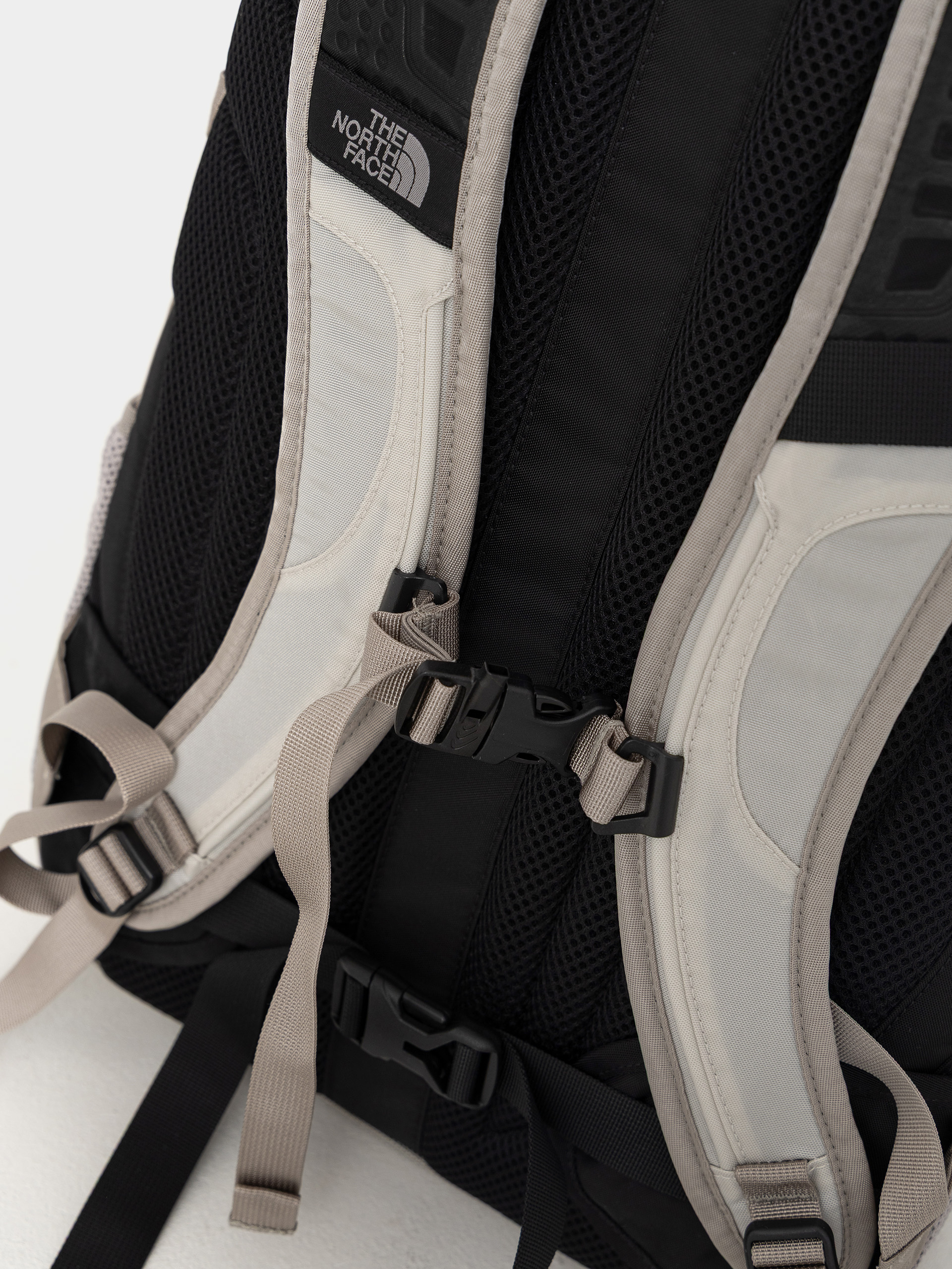 The North Face Borealis Classic Backpack (cumulus cloud/stone slab)