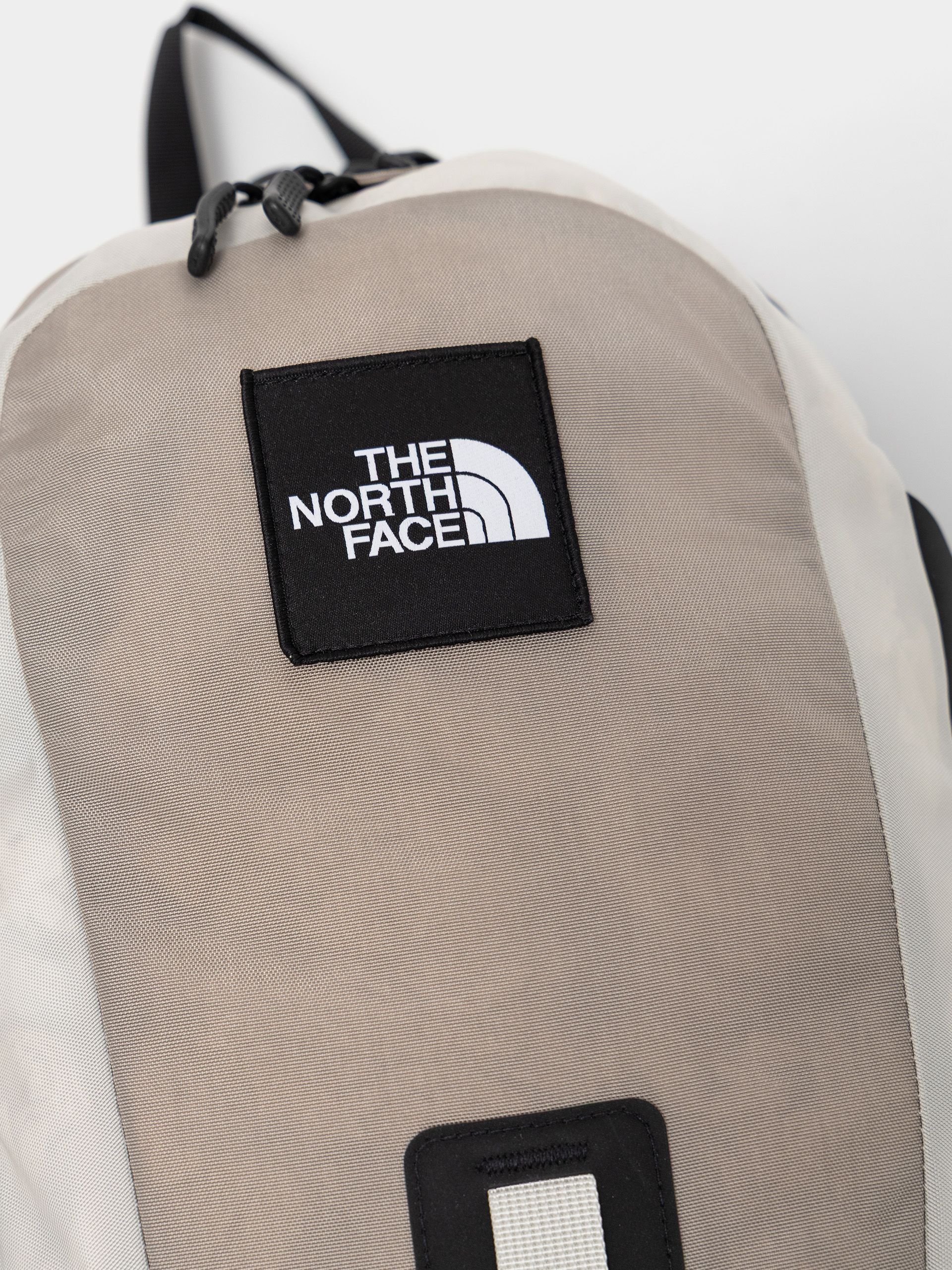 The North Face Hot Shot Se Rucksack (stone slab/cumulus cloud)