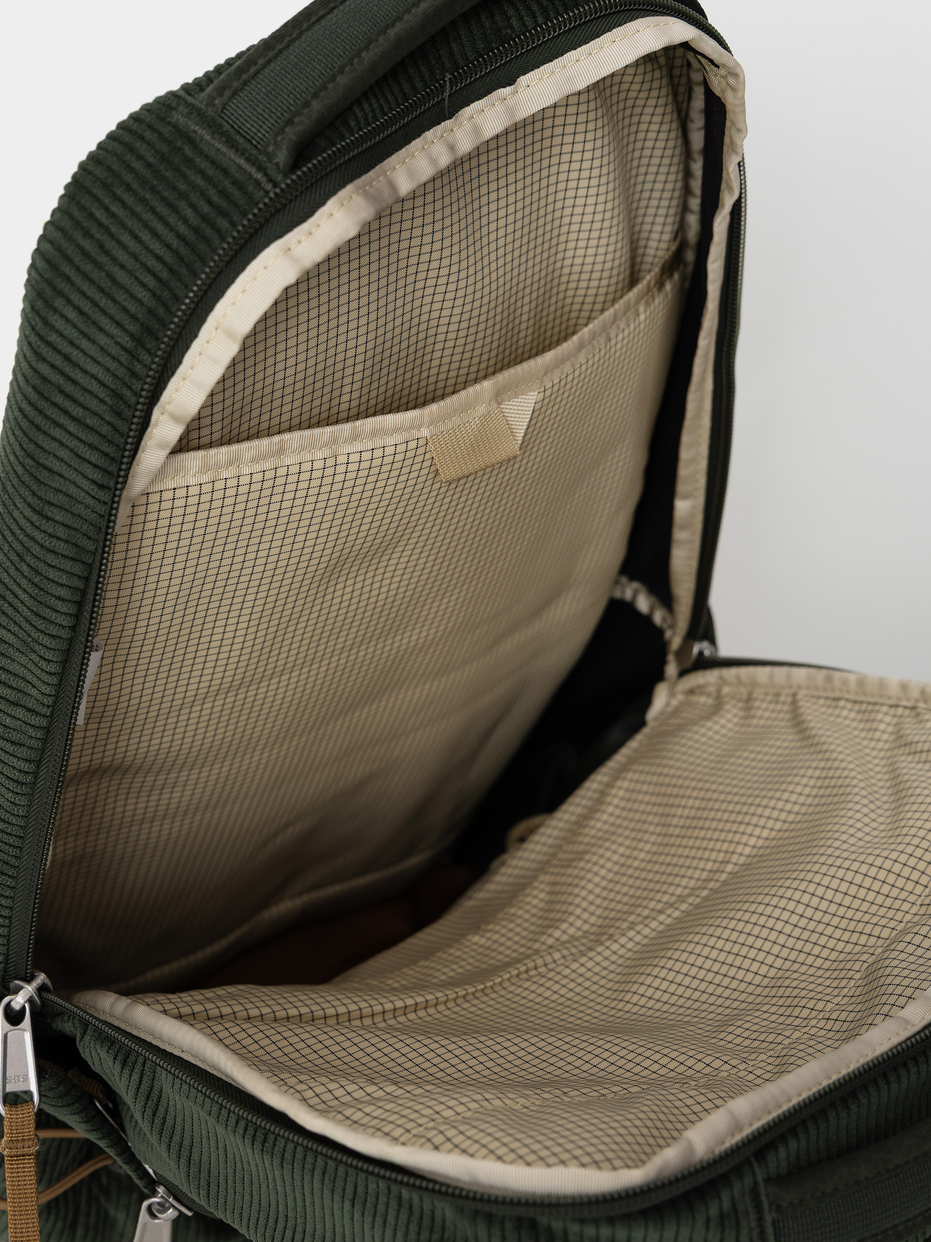 The North Face Jester Pro Backpack (bottle green/leather br)