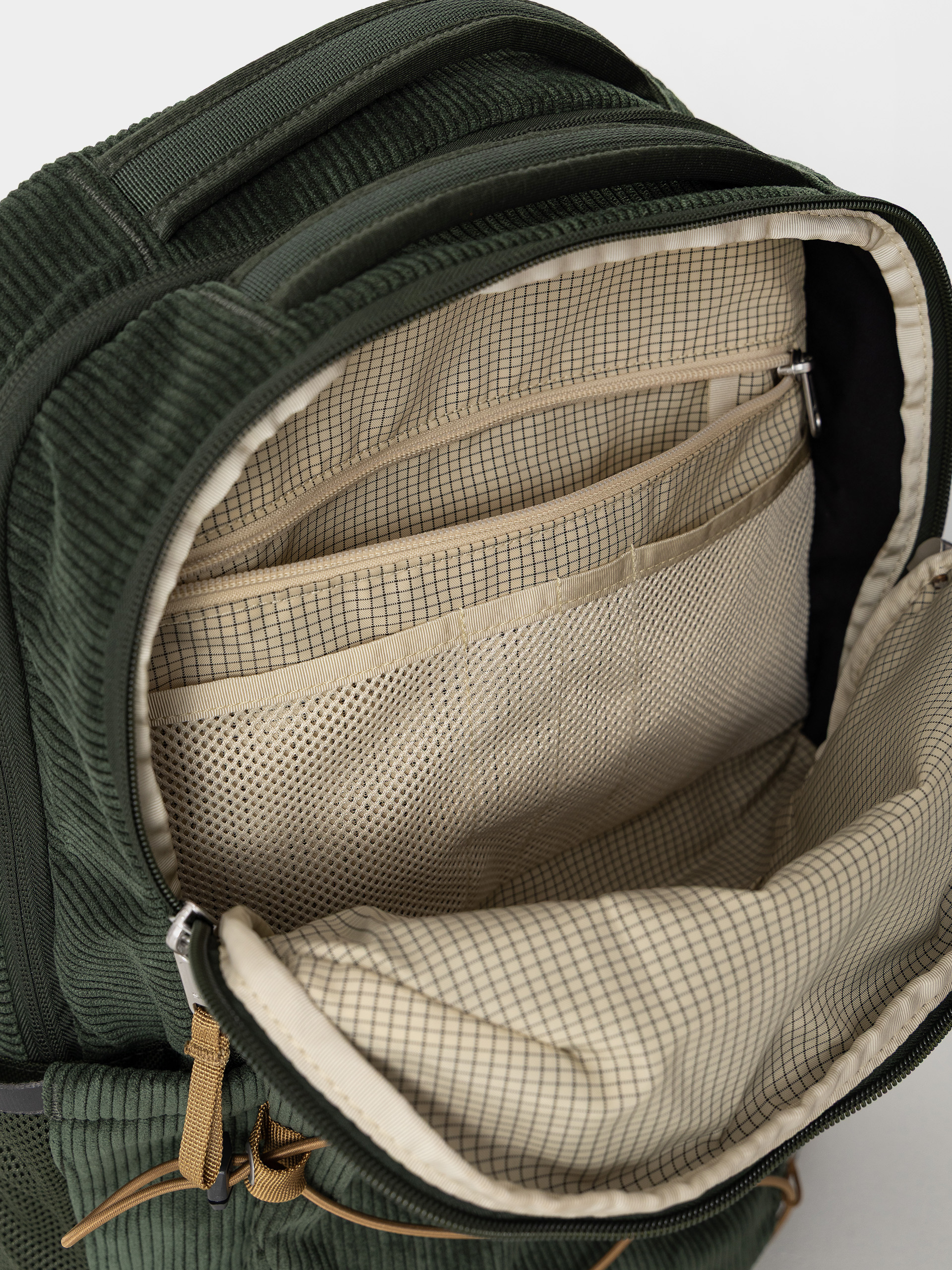 The North Face Jester Pro Rucksack (bottle green/leather br)