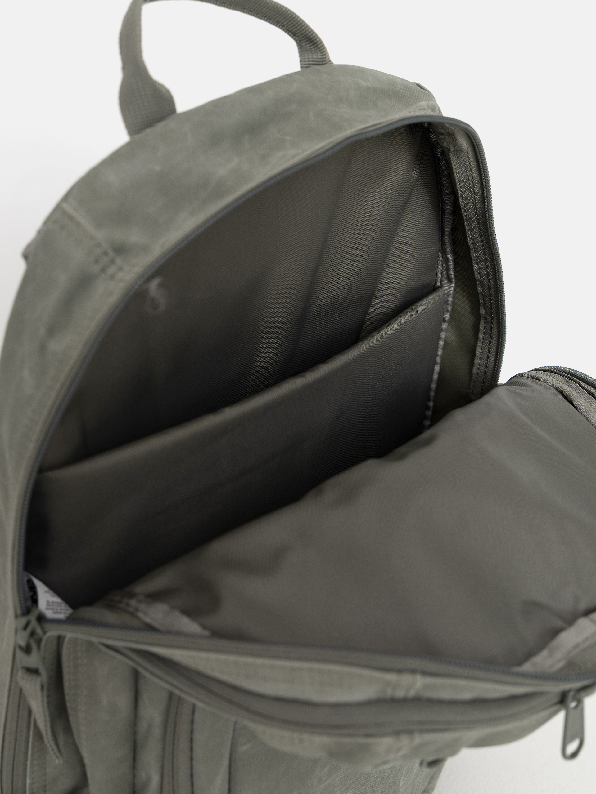 Dakine Backpack Campus M 25L (mulled basil)