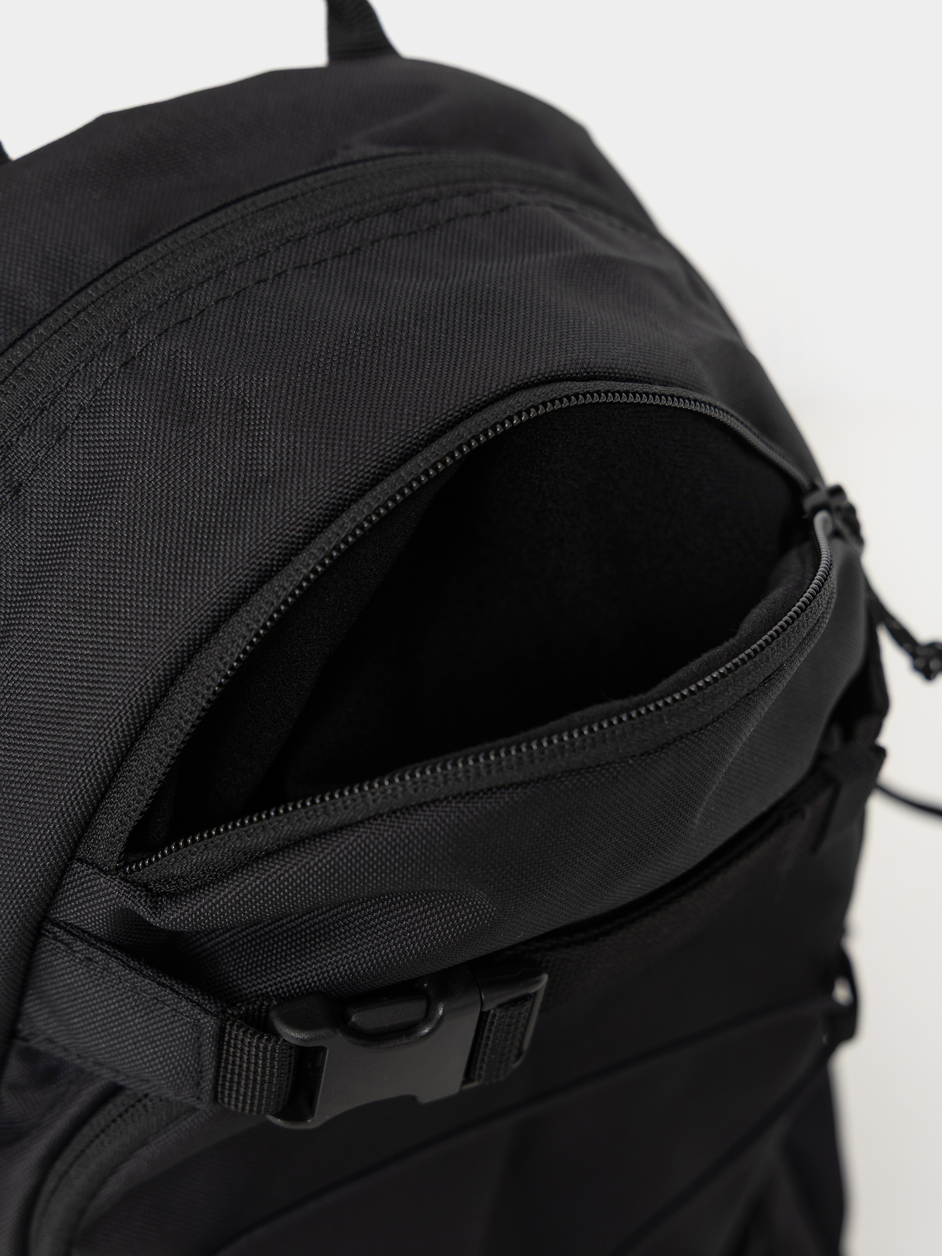 Dakine Rucksack Grom 2.0 13L (black)
