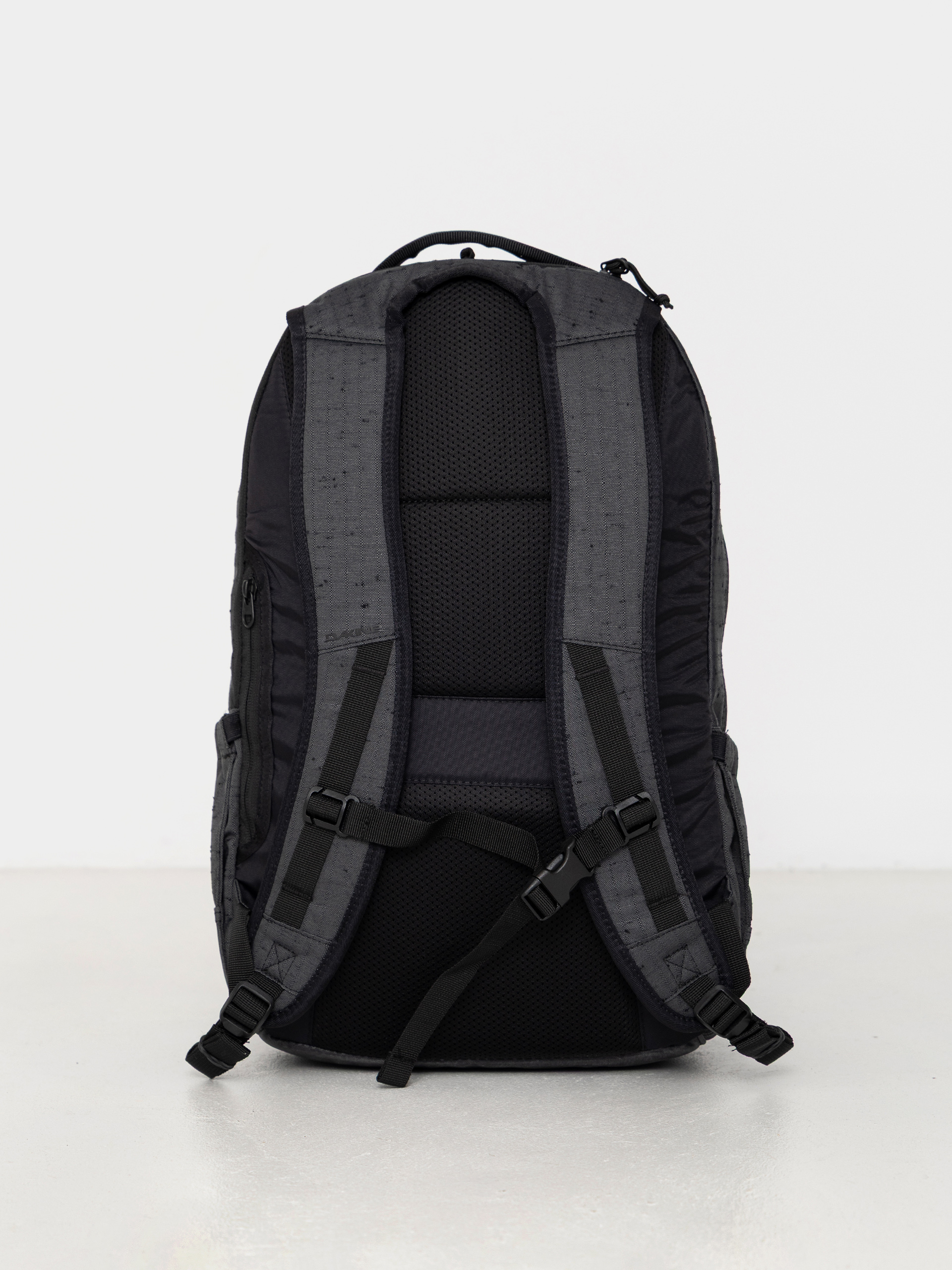 Dakine Campus 20 Year Anniversary 28L Backpack (black)