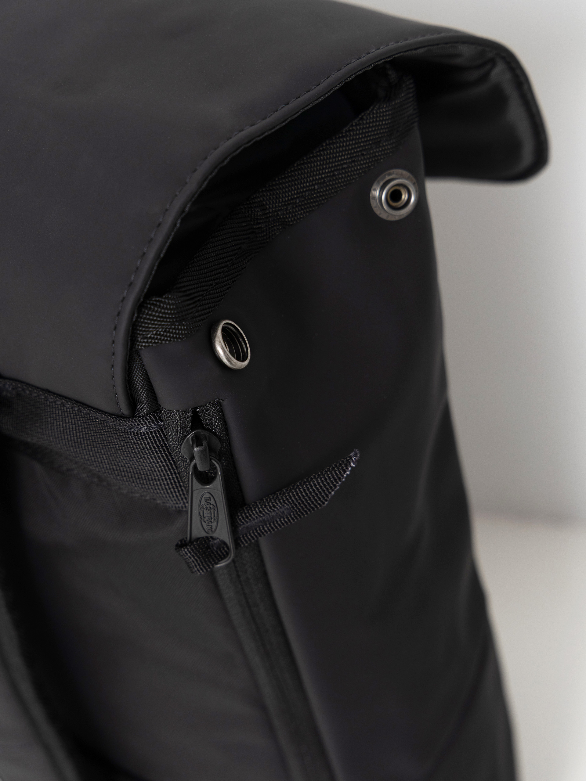 Eastpak Yarin Rucksack (cnnct f matte black)