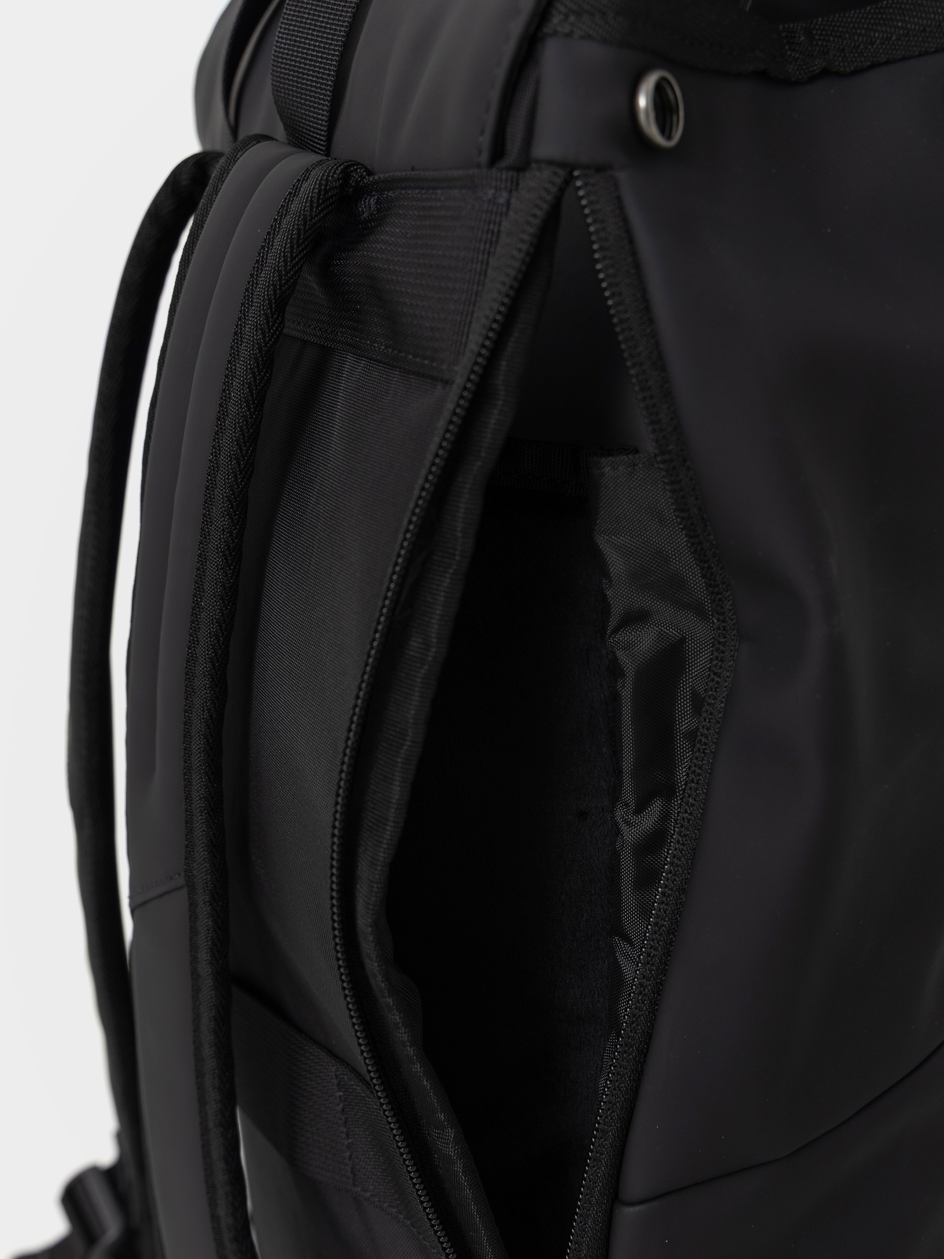 Eastpak Yarin Rucksack (cnnct f matte black)