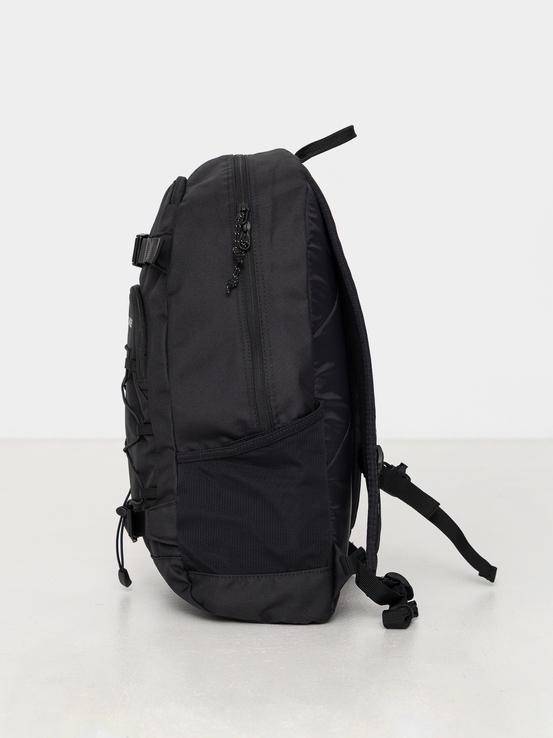 Dakine Grom 23L Backpack (black)