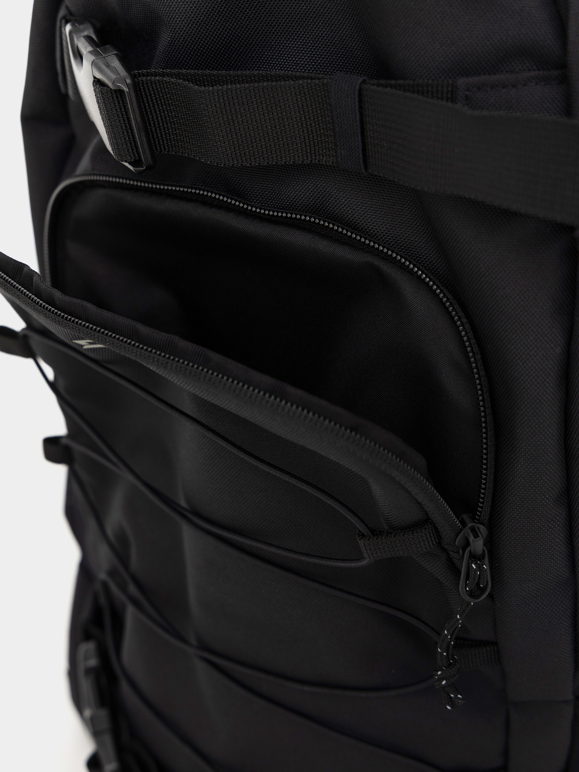 Dakine Grom 23L Backpack (black)
