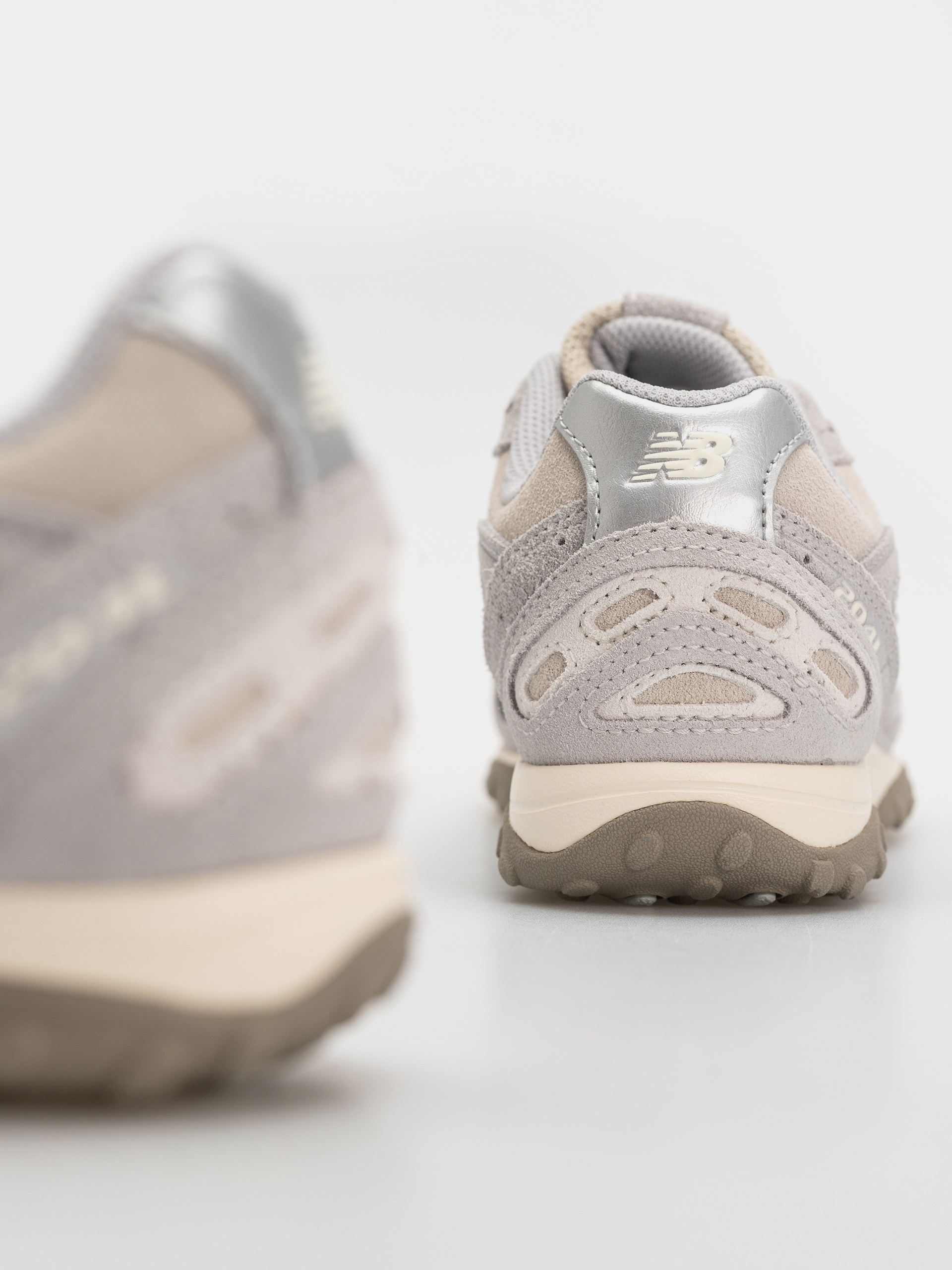 New Balance 204L Schuhe (grey matter shipyard)
