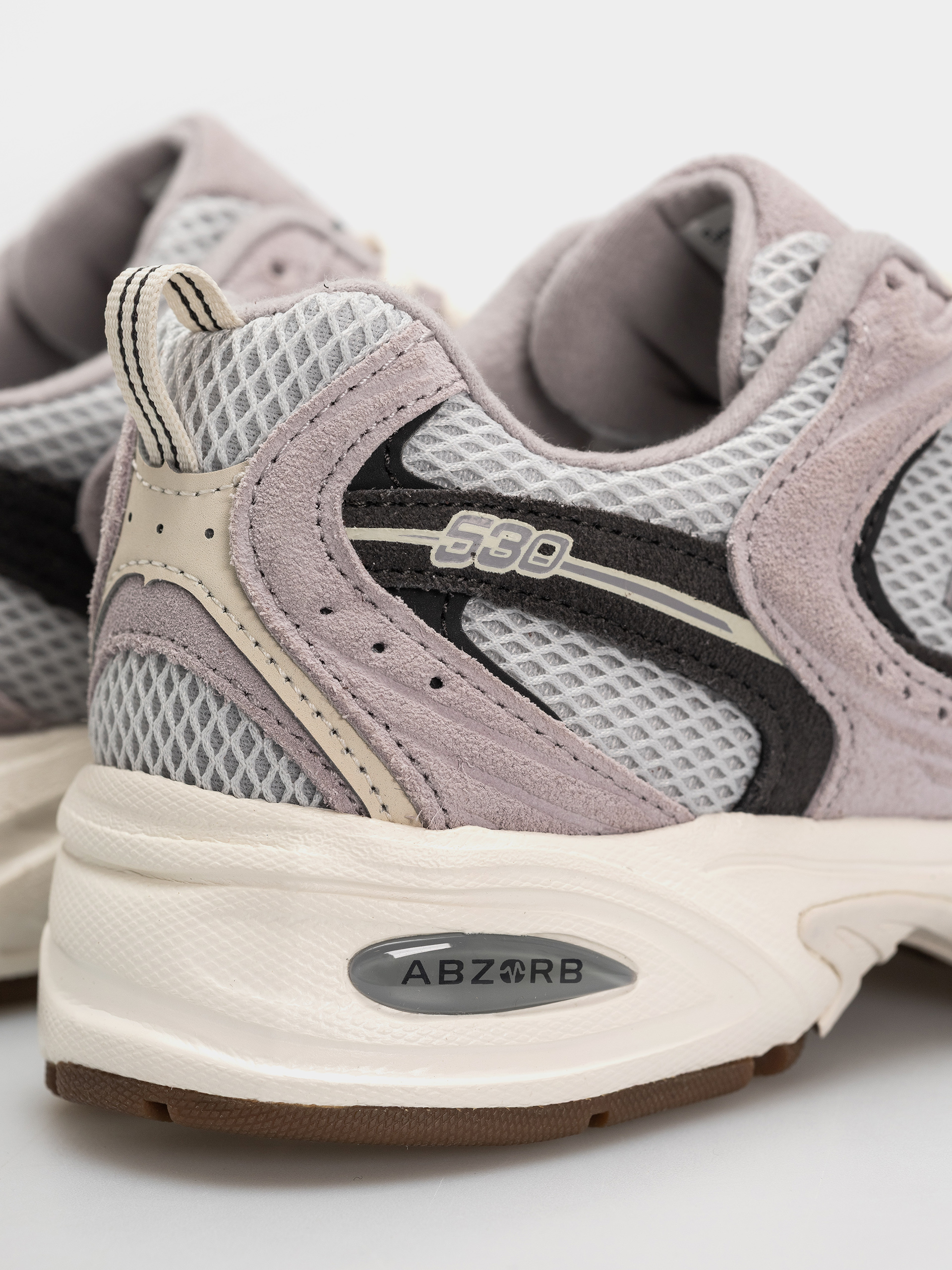 New Balance 530 Shoes (grey matter/truffle salt/black cement)