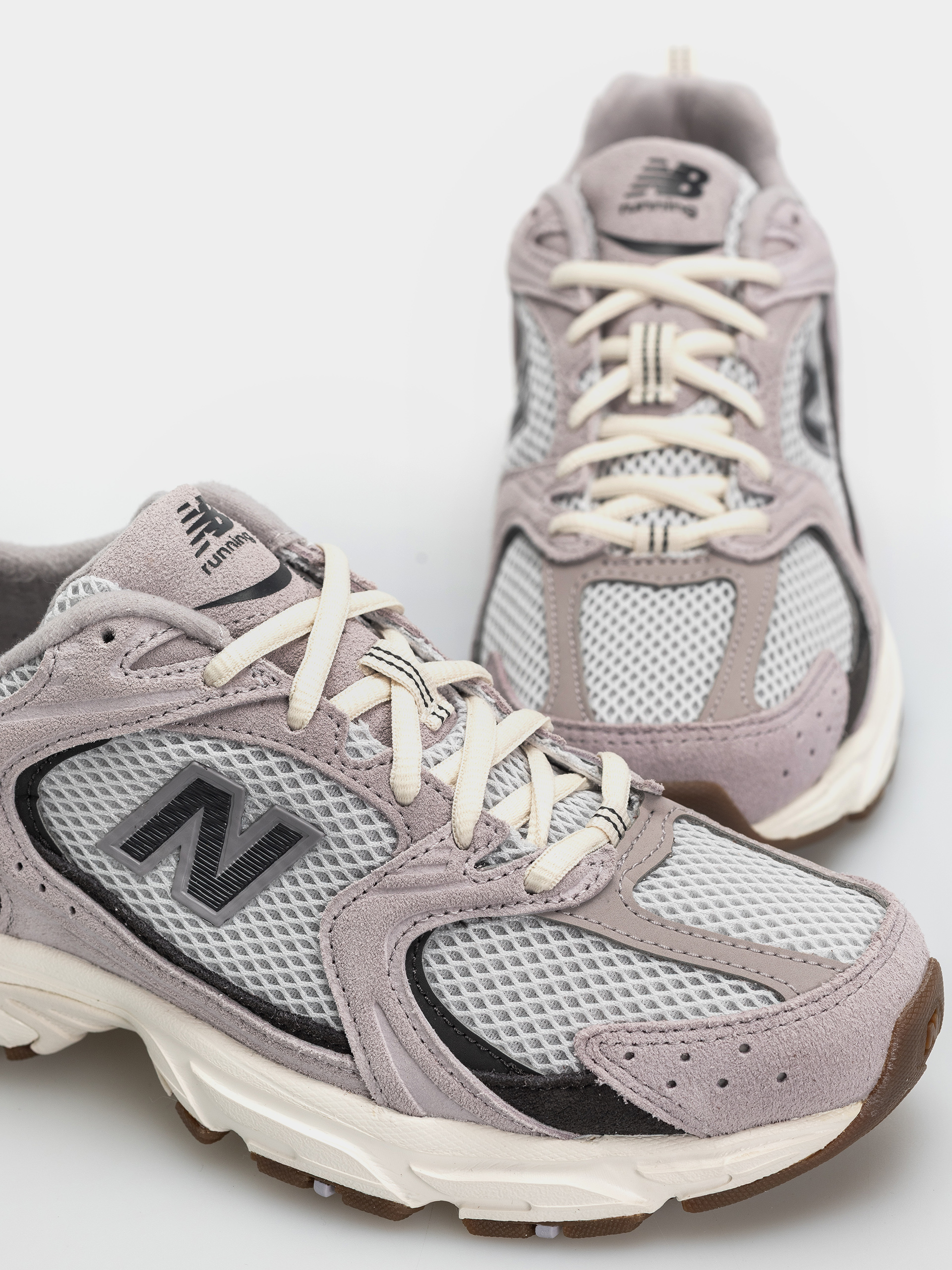 New Balance 530 Schuhe (grey matter/truffle salt/black cement)