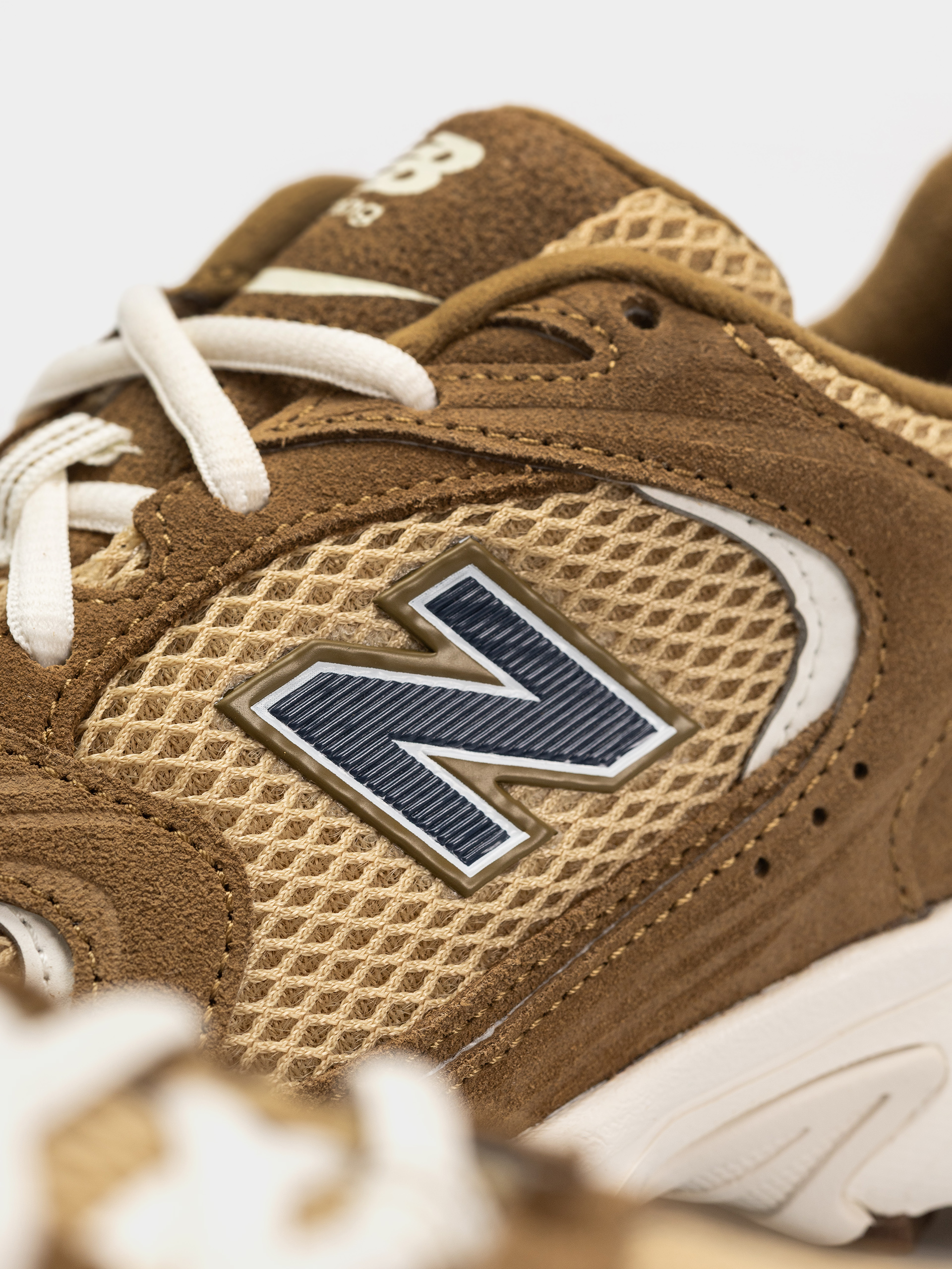 New Balance 530 Shoes (bark/quicksand/nb navy)