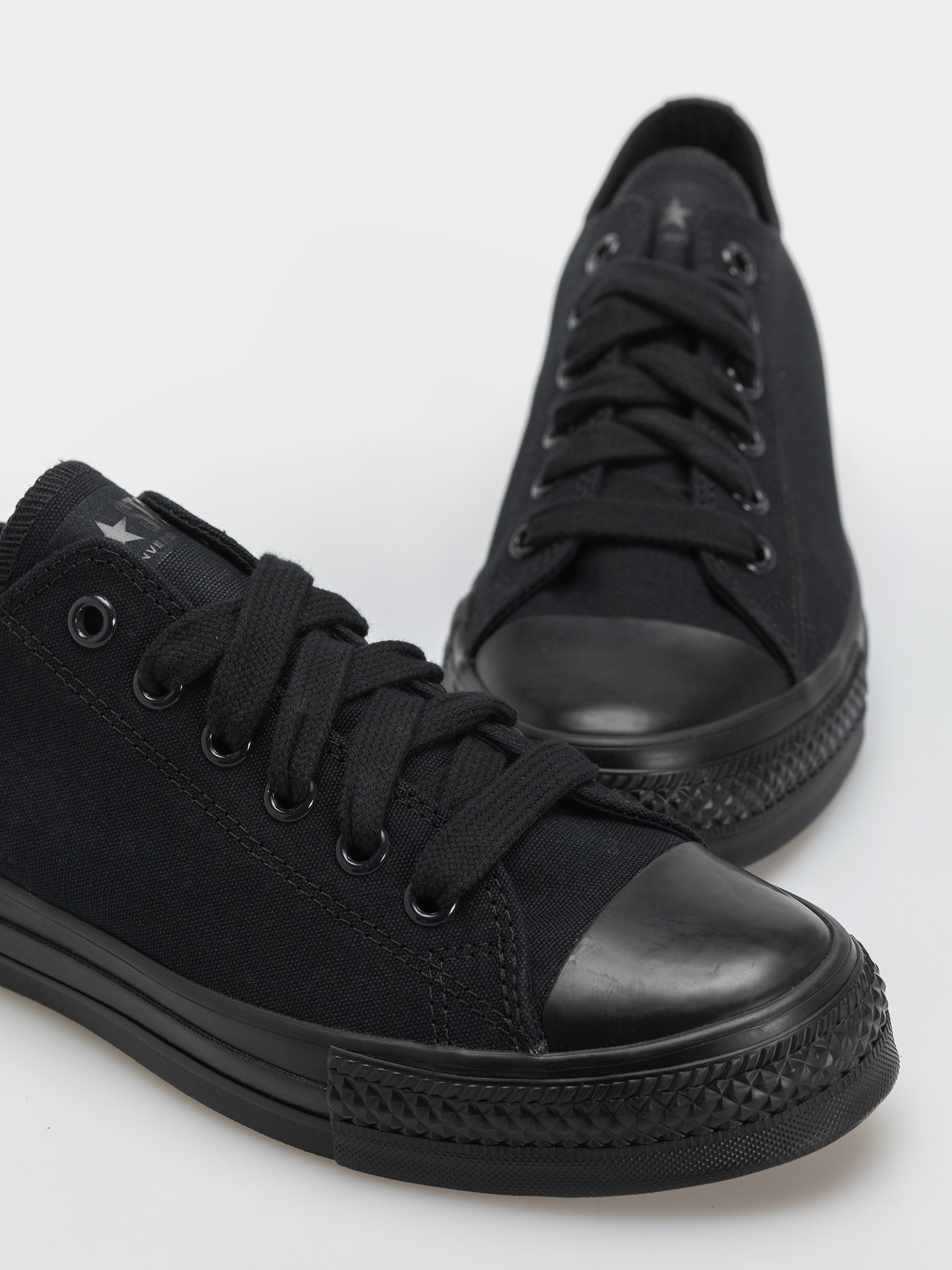 Converse Chuck Taylor Throwback Ox Chucks (black/black/black)
