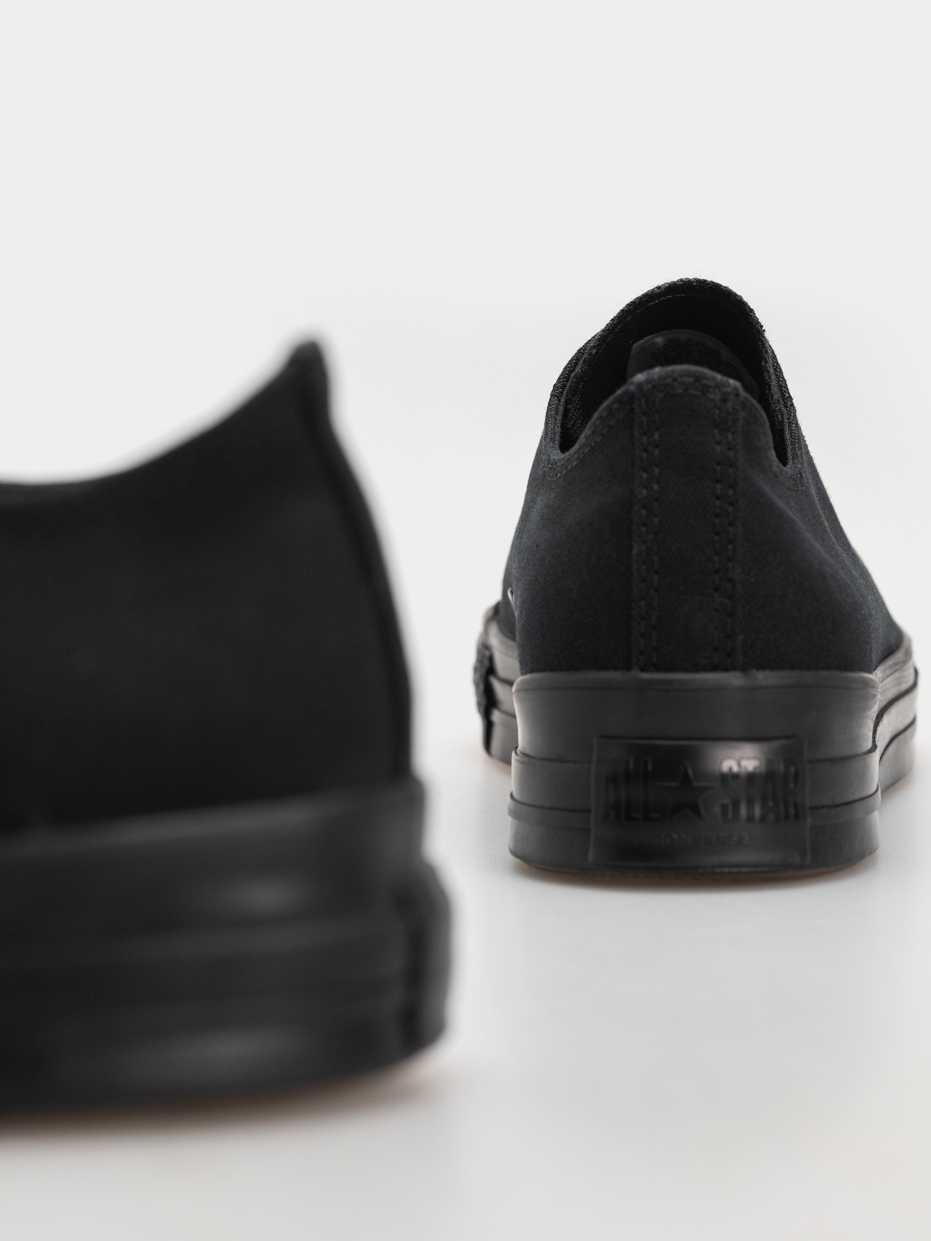 Converse Chuck Taylor Throwback Ox Chucks (black/black/black)