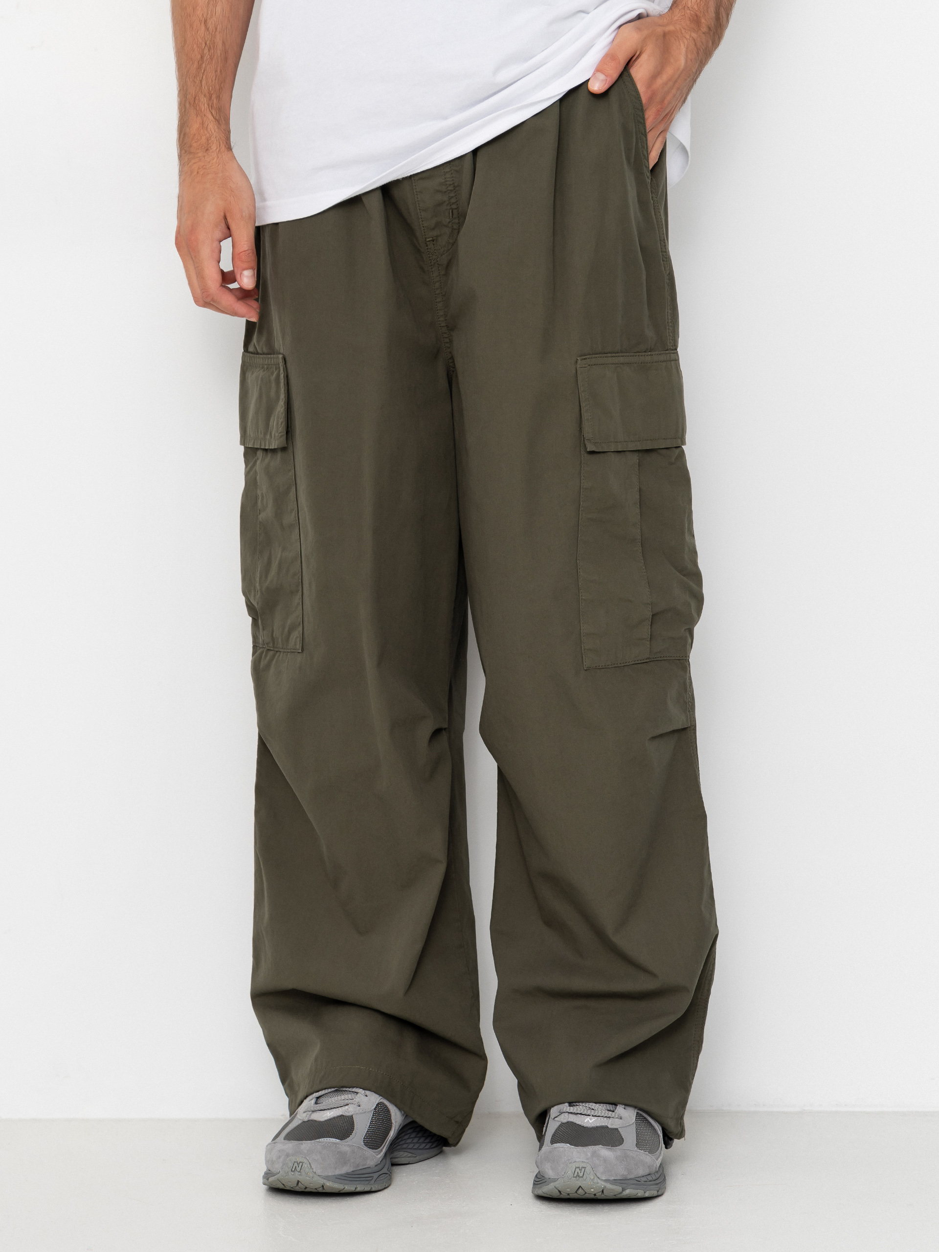 Carhartt WIP Mandler Cargo Pants (leaf)