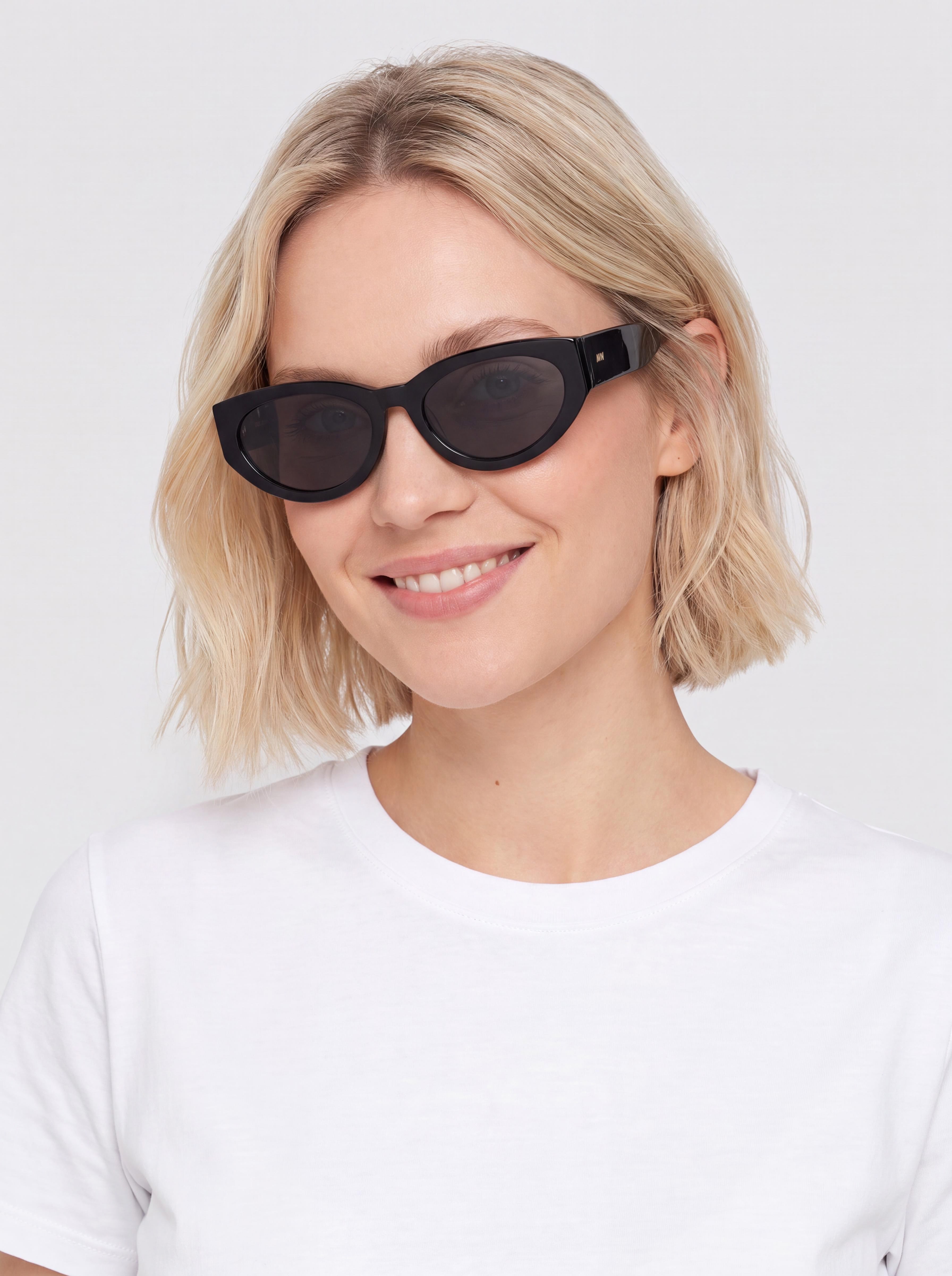 MessyWeekend Sonnenbrille Audrey (black/grey)