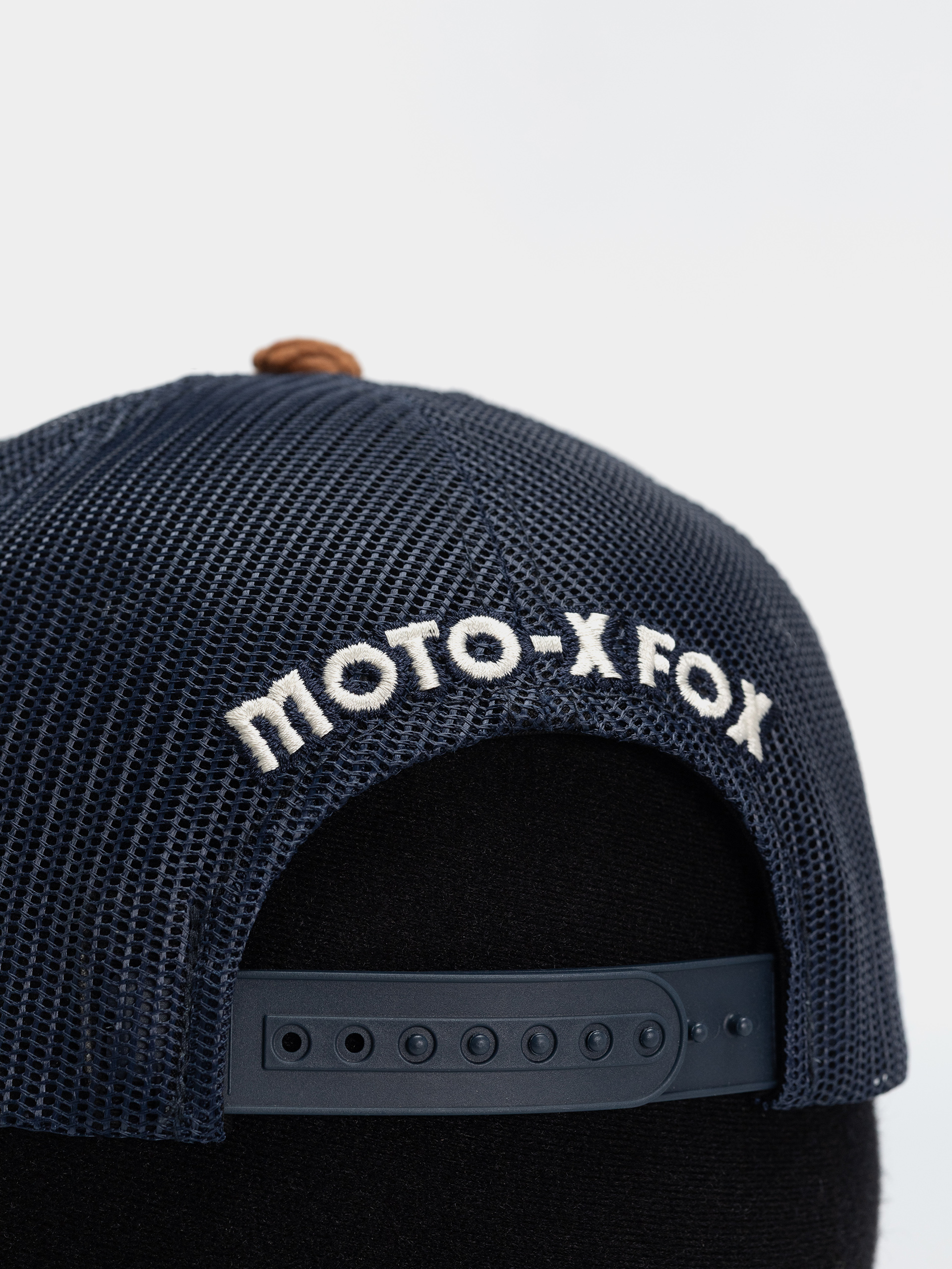 Fox Cap Circa 74 Snapback Trucker (a scarlet)