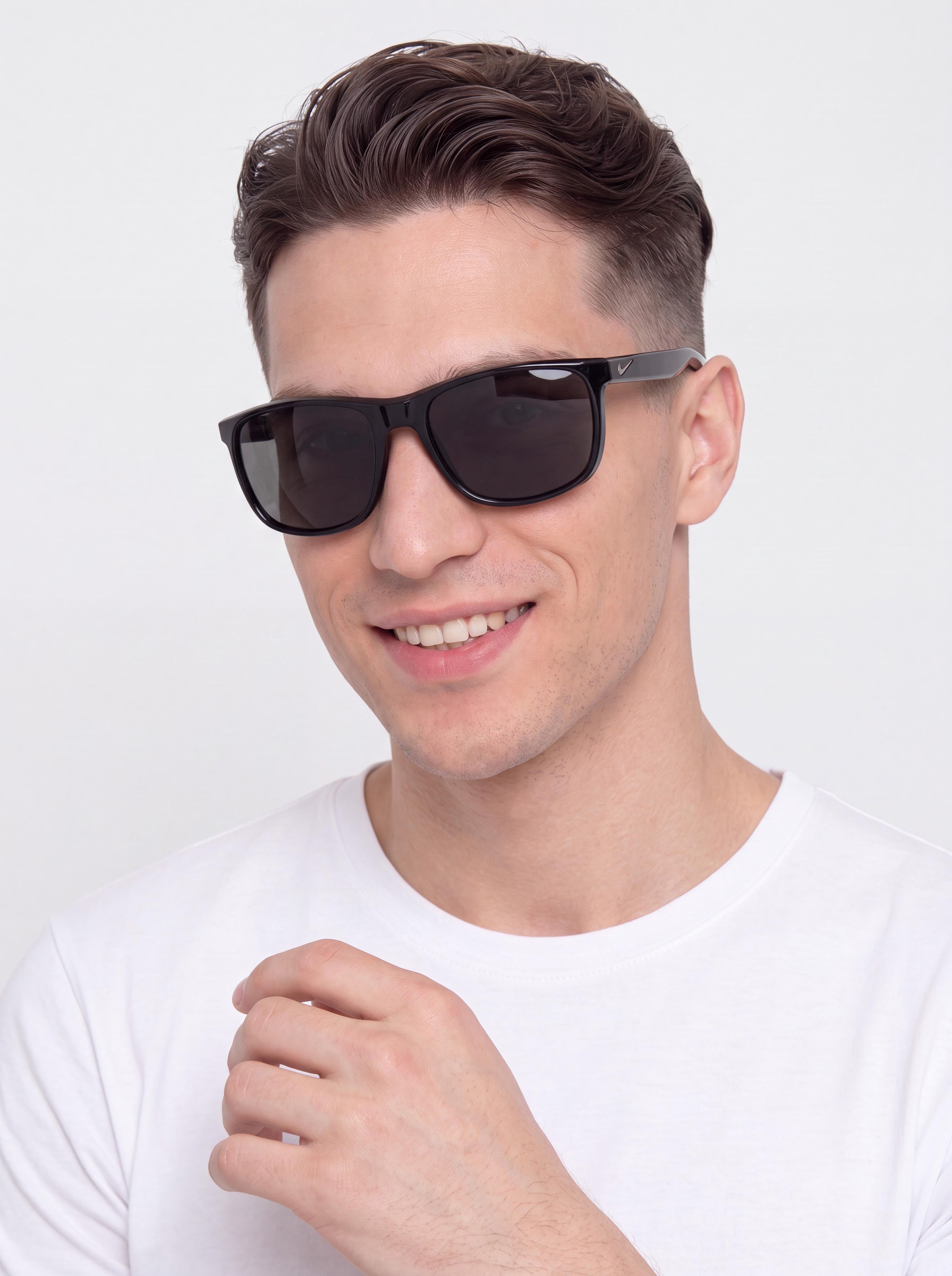 Nike SB Sonnenbrille Essential Endeavor (black/grey)